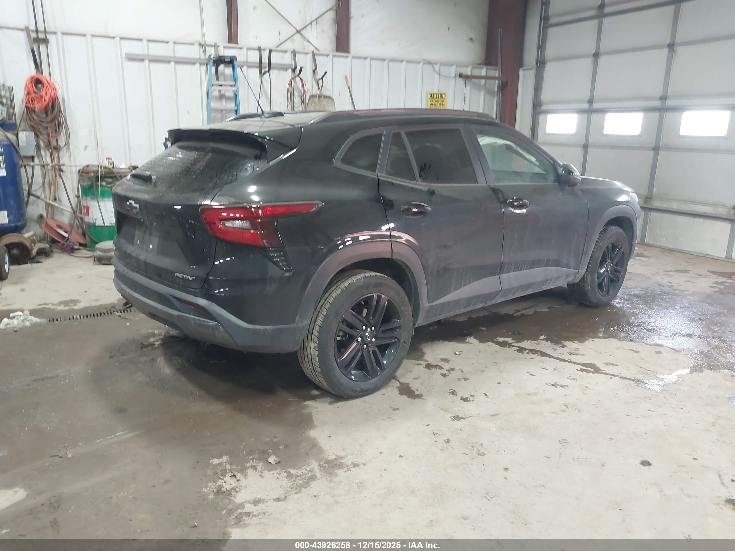 CHEVROLET TRAX image 4