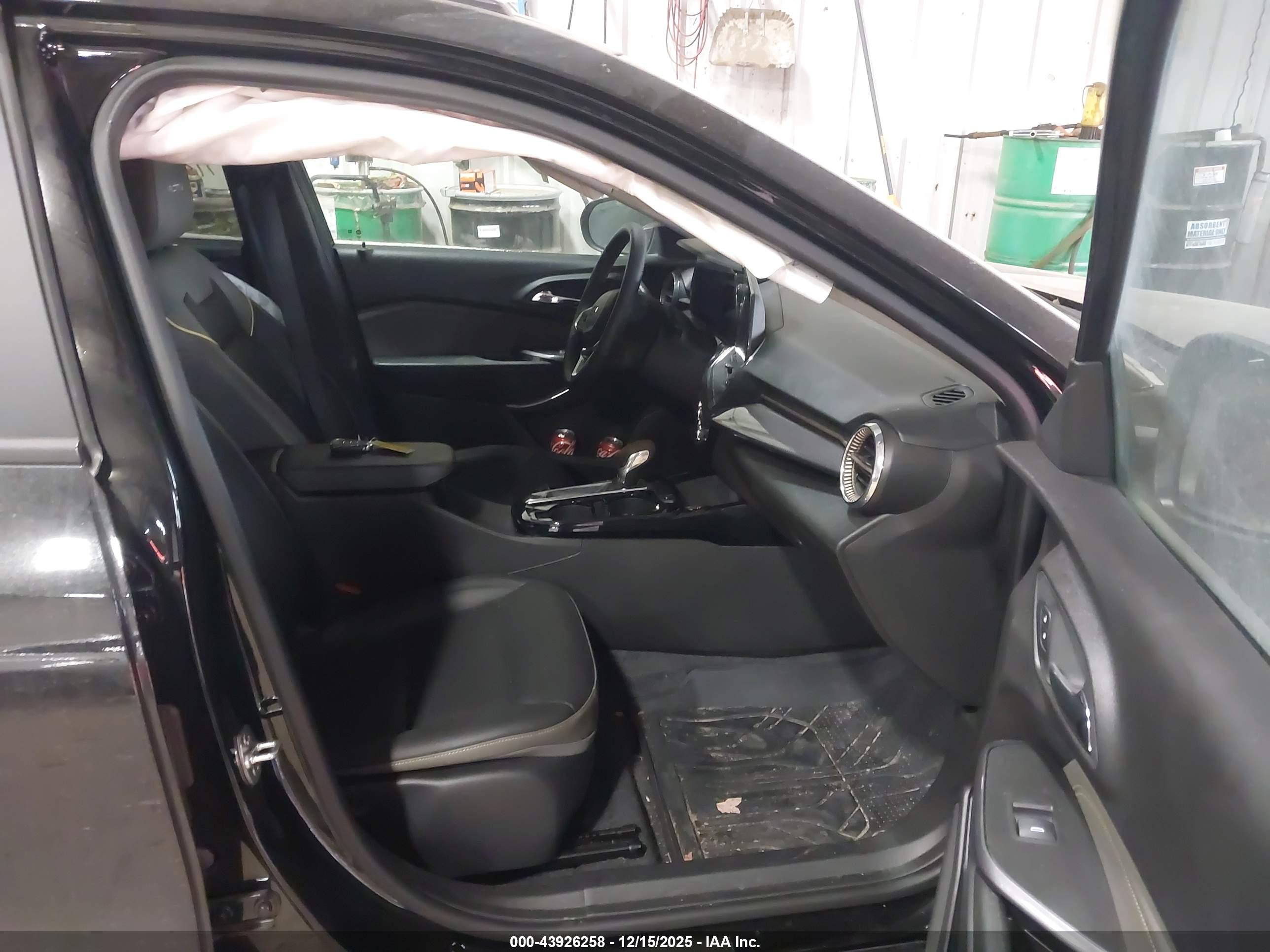 CHEVROLET TRAX image 5