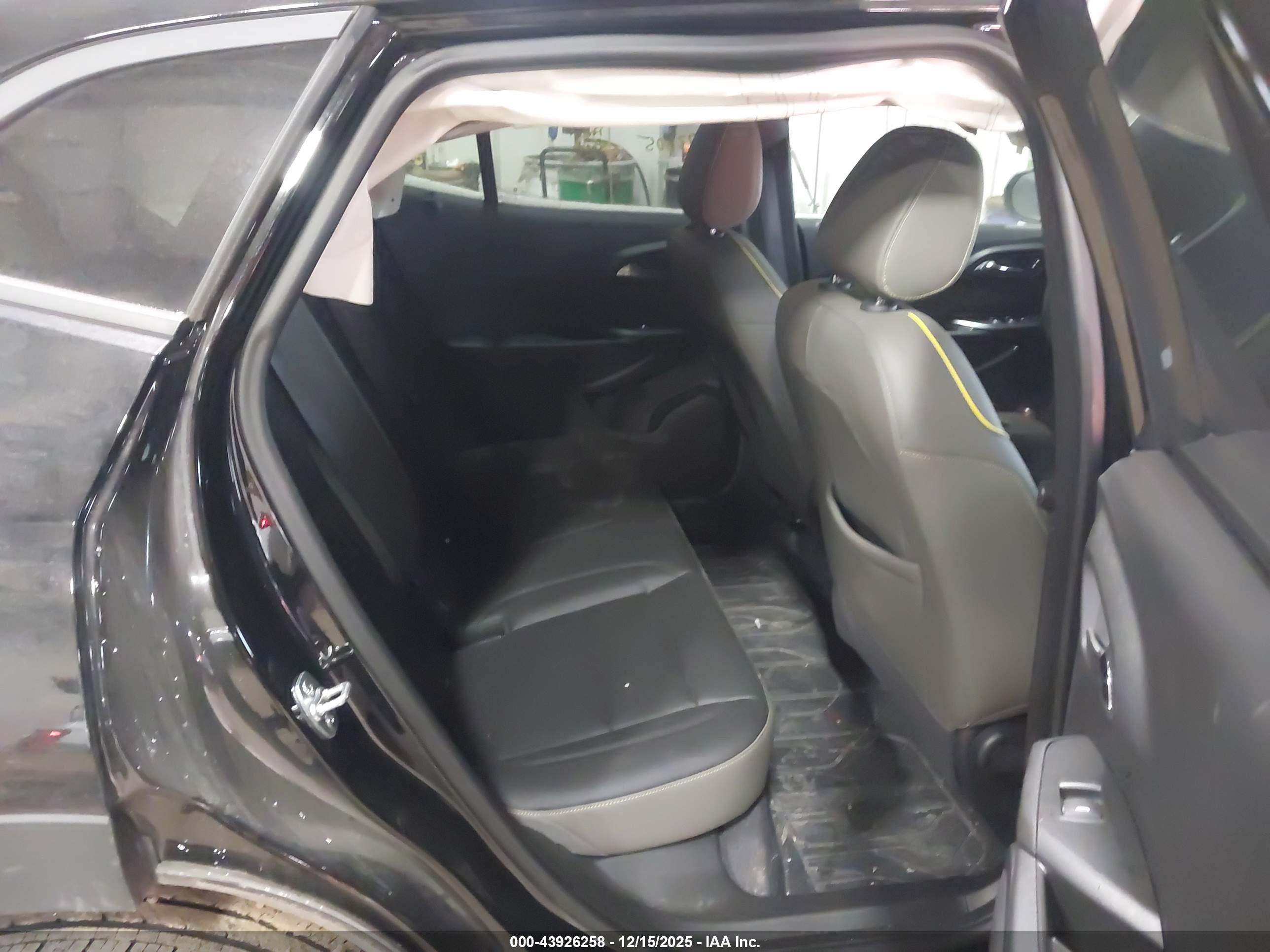 CHEVROLET TRAX image 8