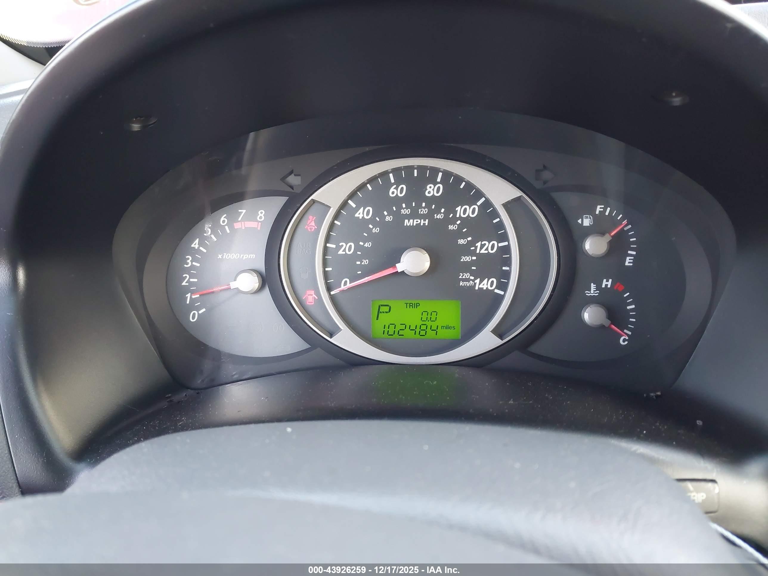 HYUNDAI TUCSON image 7