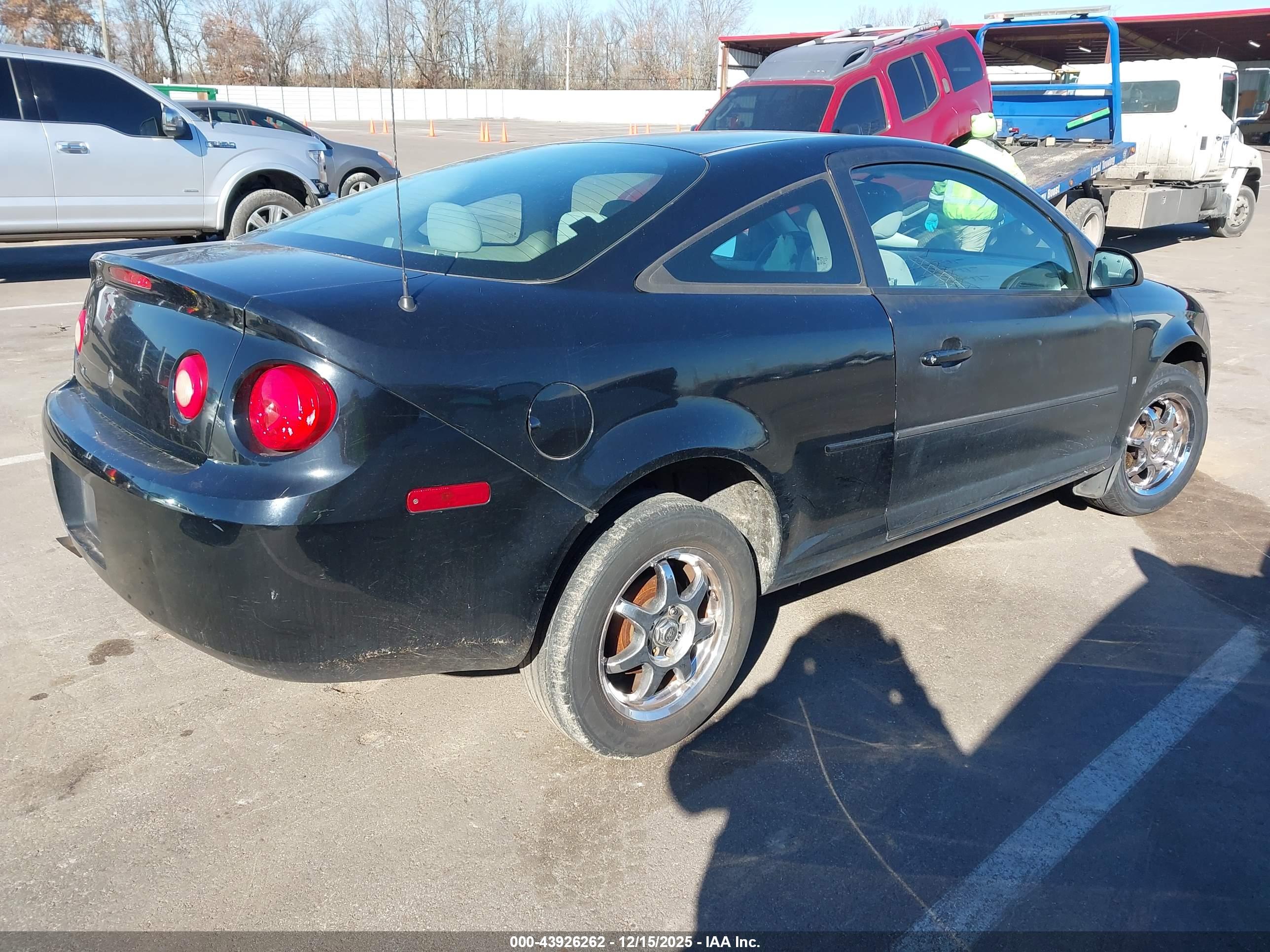 CHEVROLET COBALT image 4