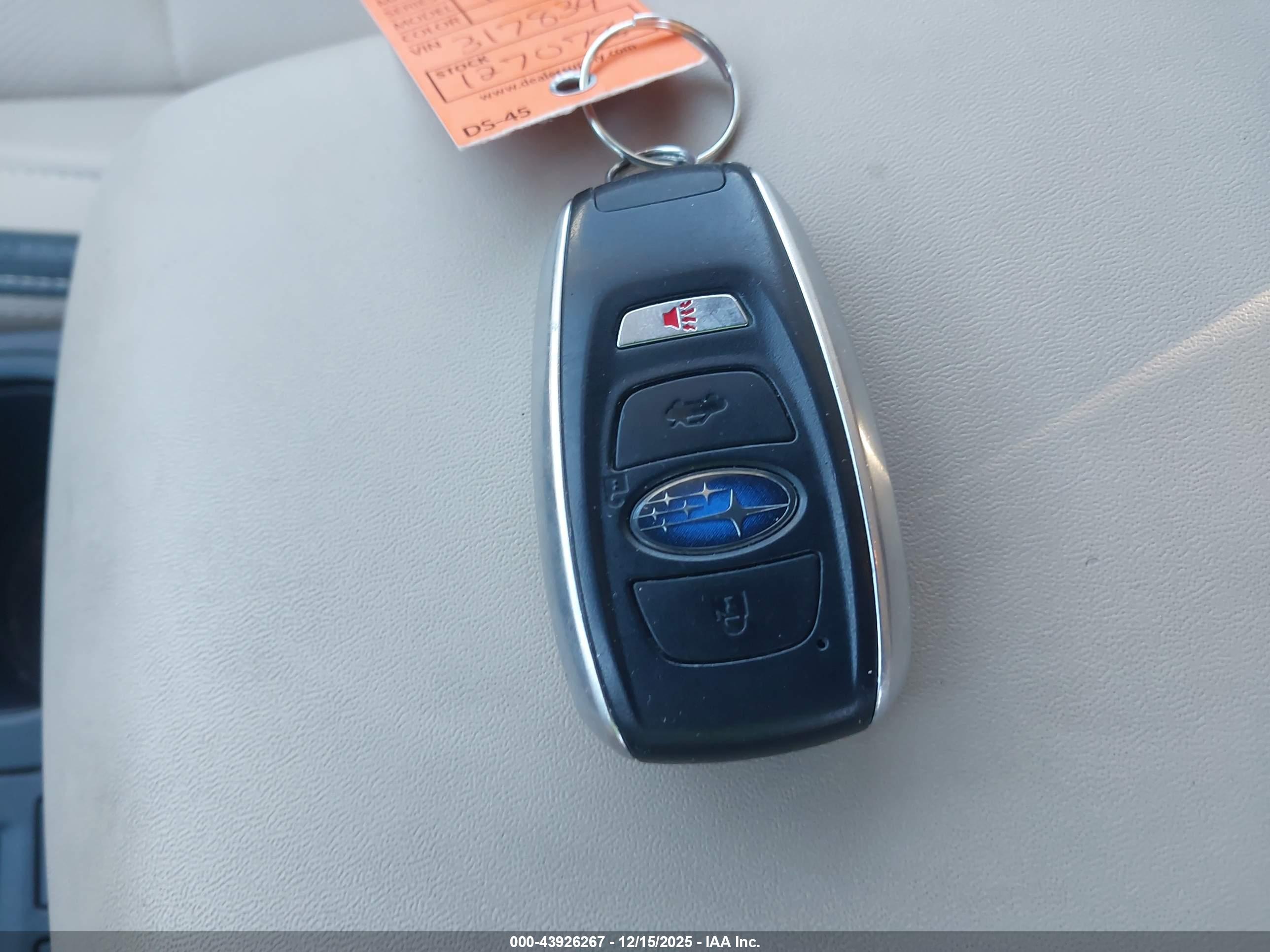 SUBARU OUTBACK image 11