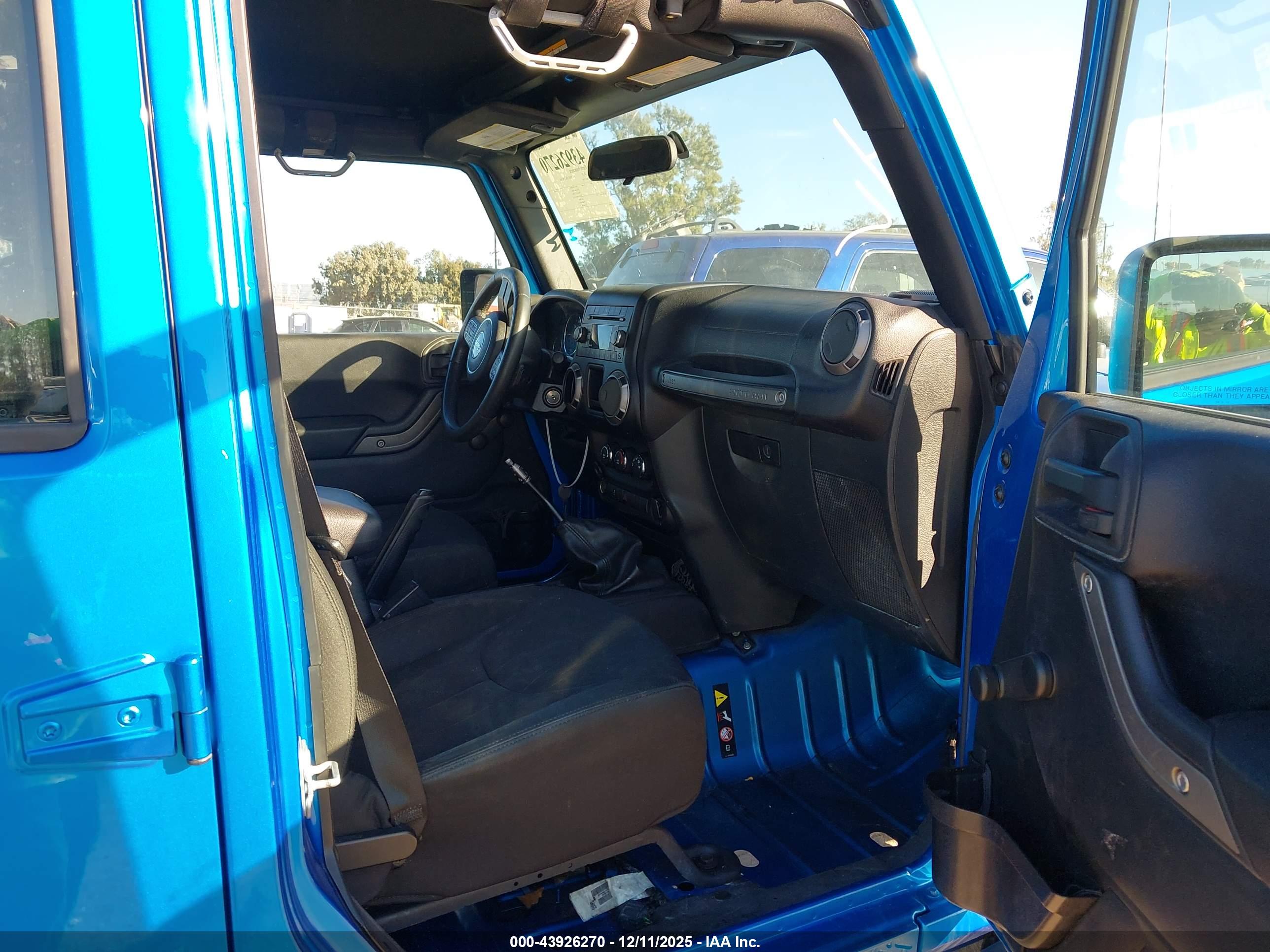 JEEP WRANGLER image 5