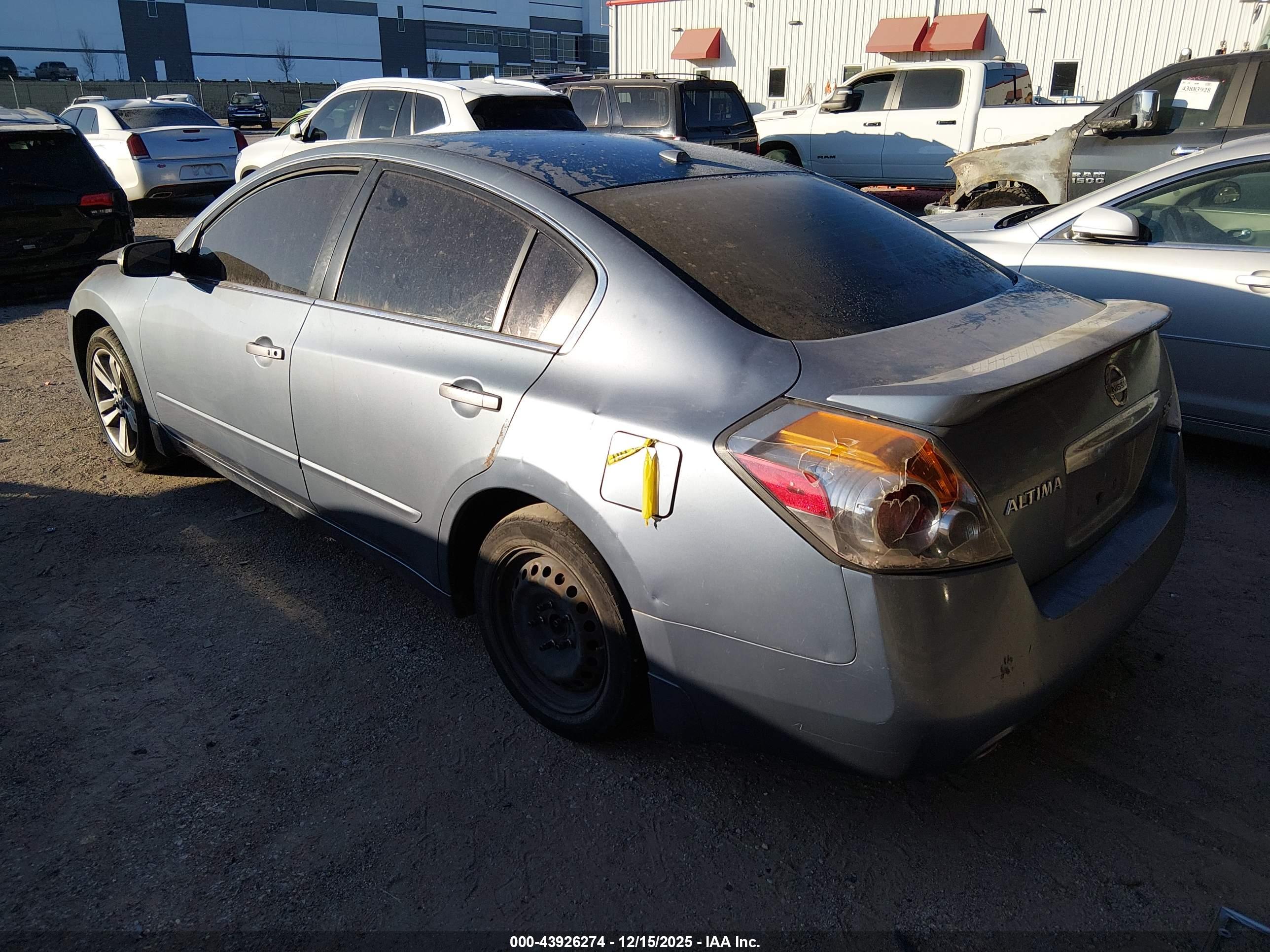 NISSAN ALTIMA image 3