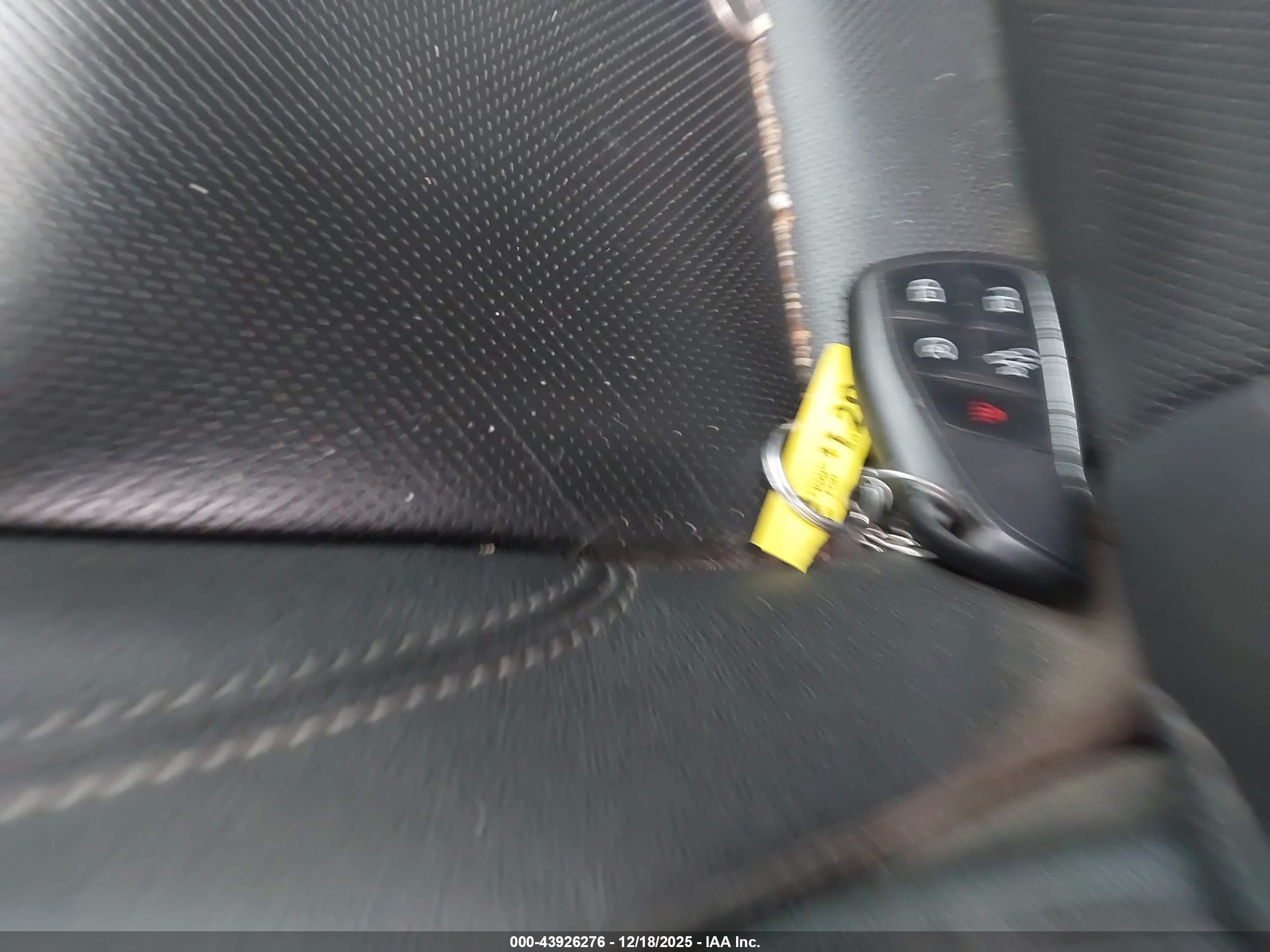 GMC SIERRA image 11