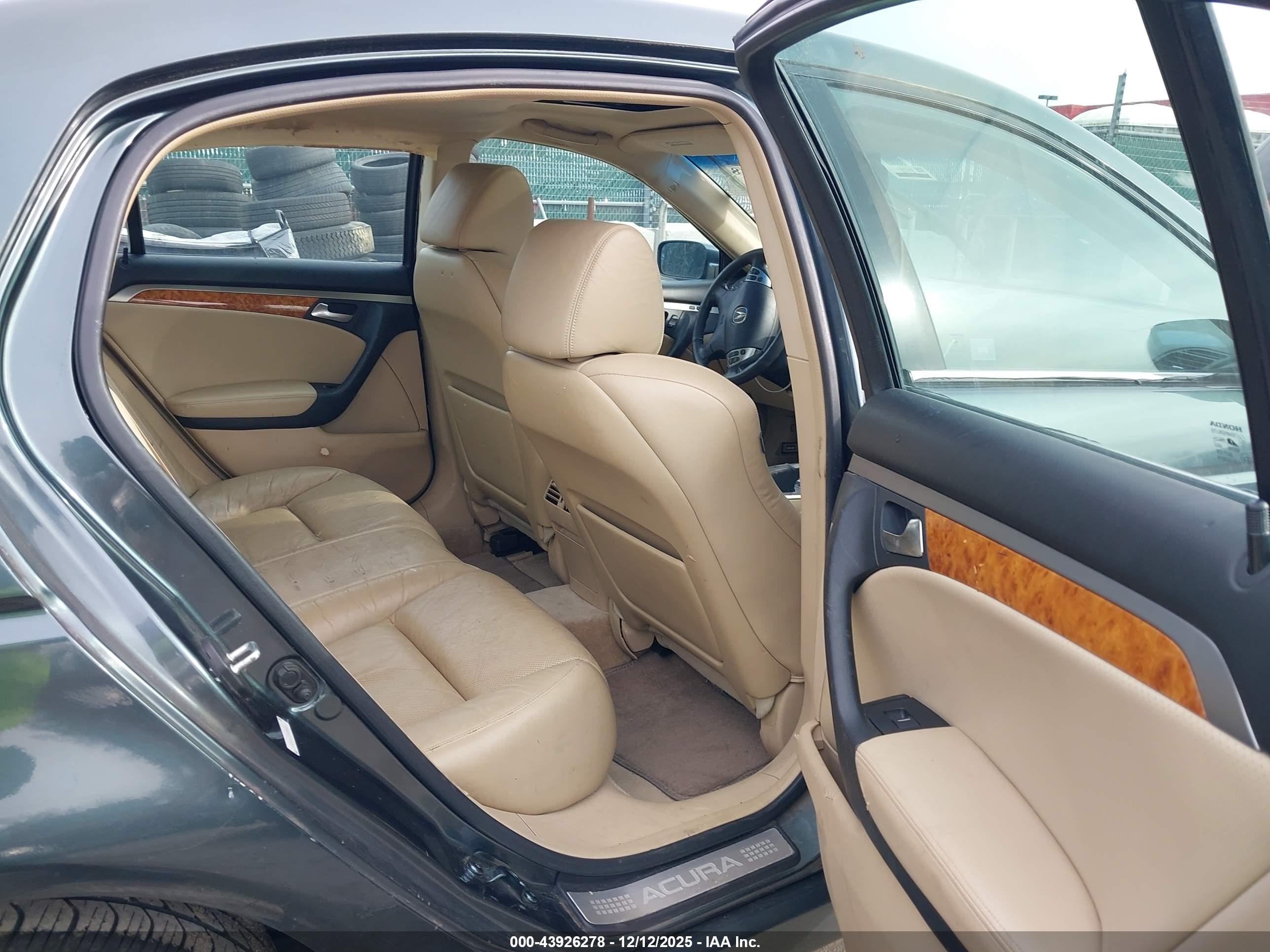 ACURA TL image 8