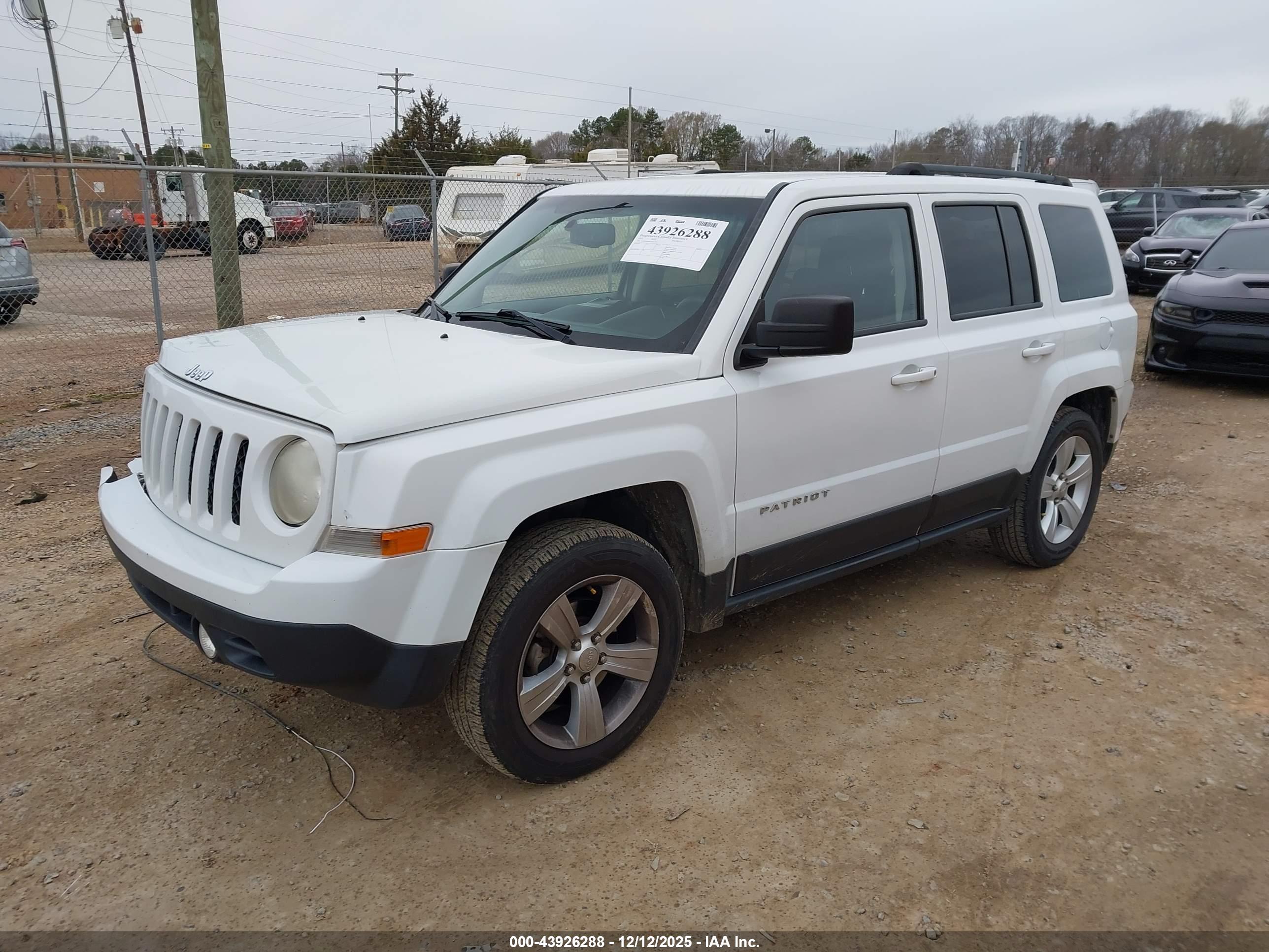 JEEP PATRIOT image 2