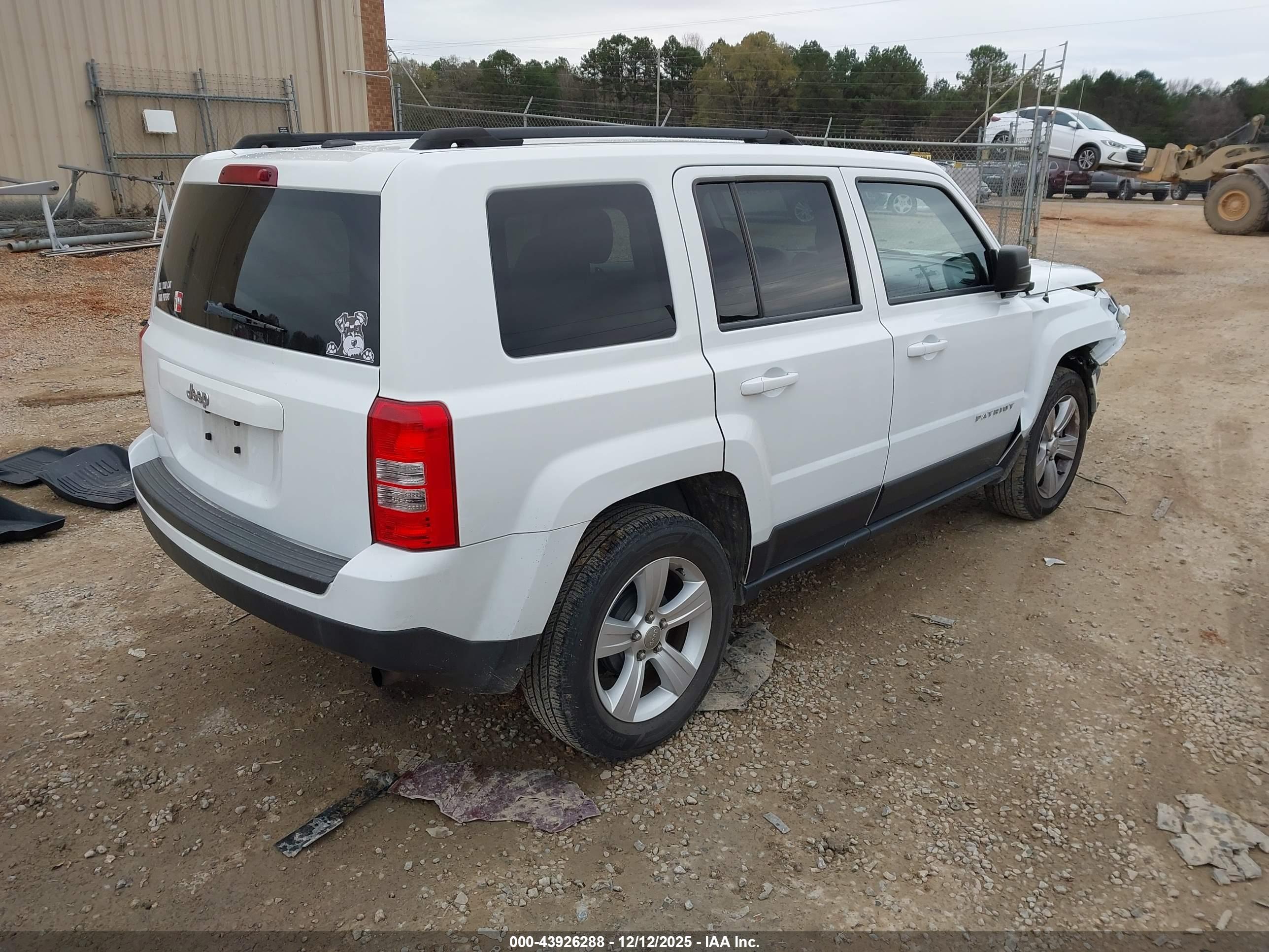 JEEP PATRIOT image 4