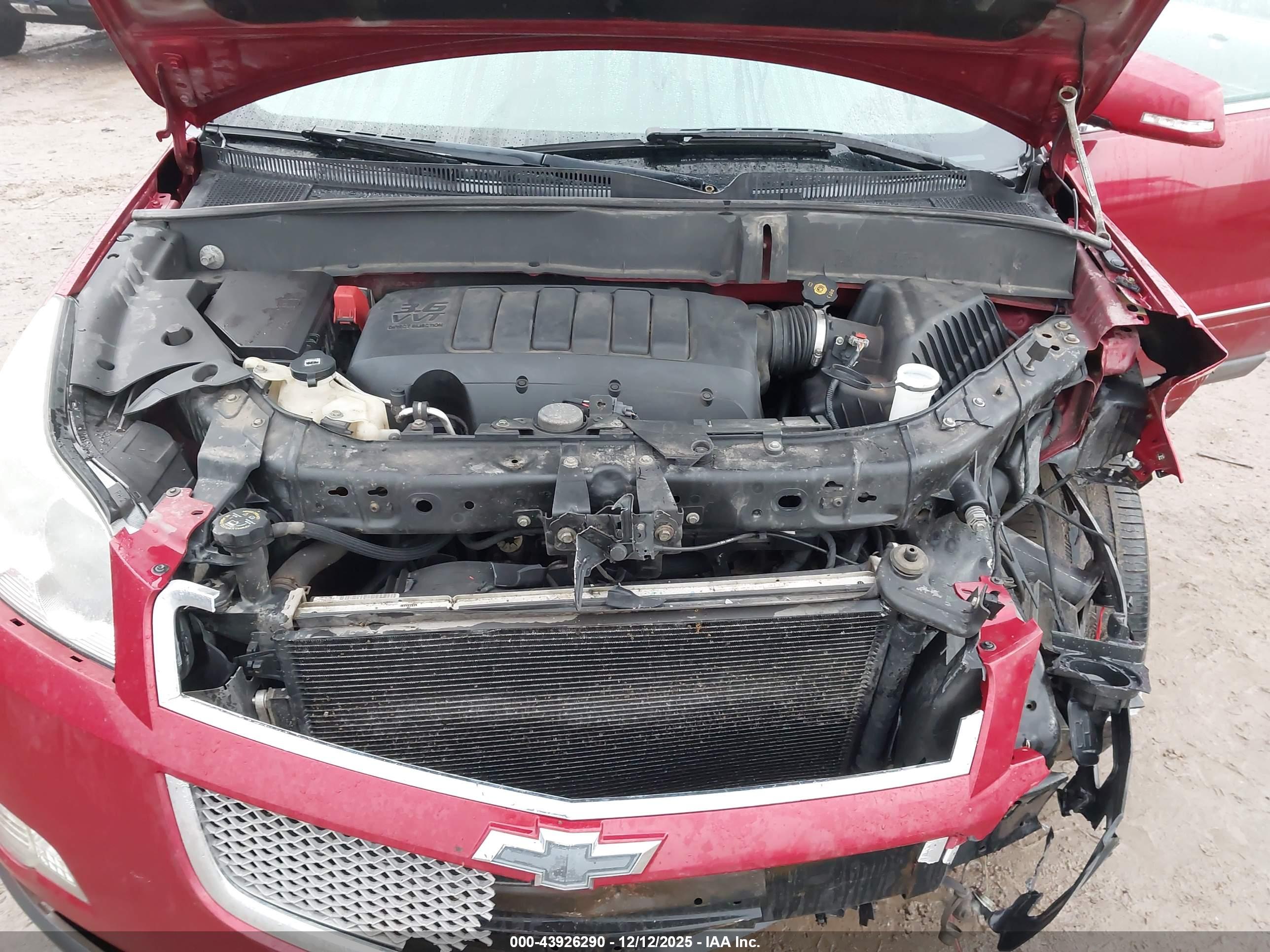 CHEVROLET TRAVERSE image 10