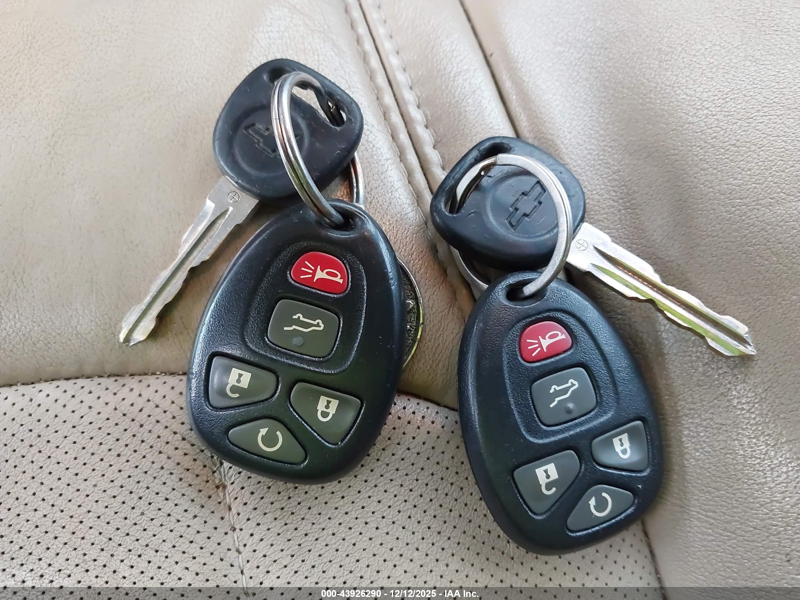 CHEVROLET TRAVERSE image 11