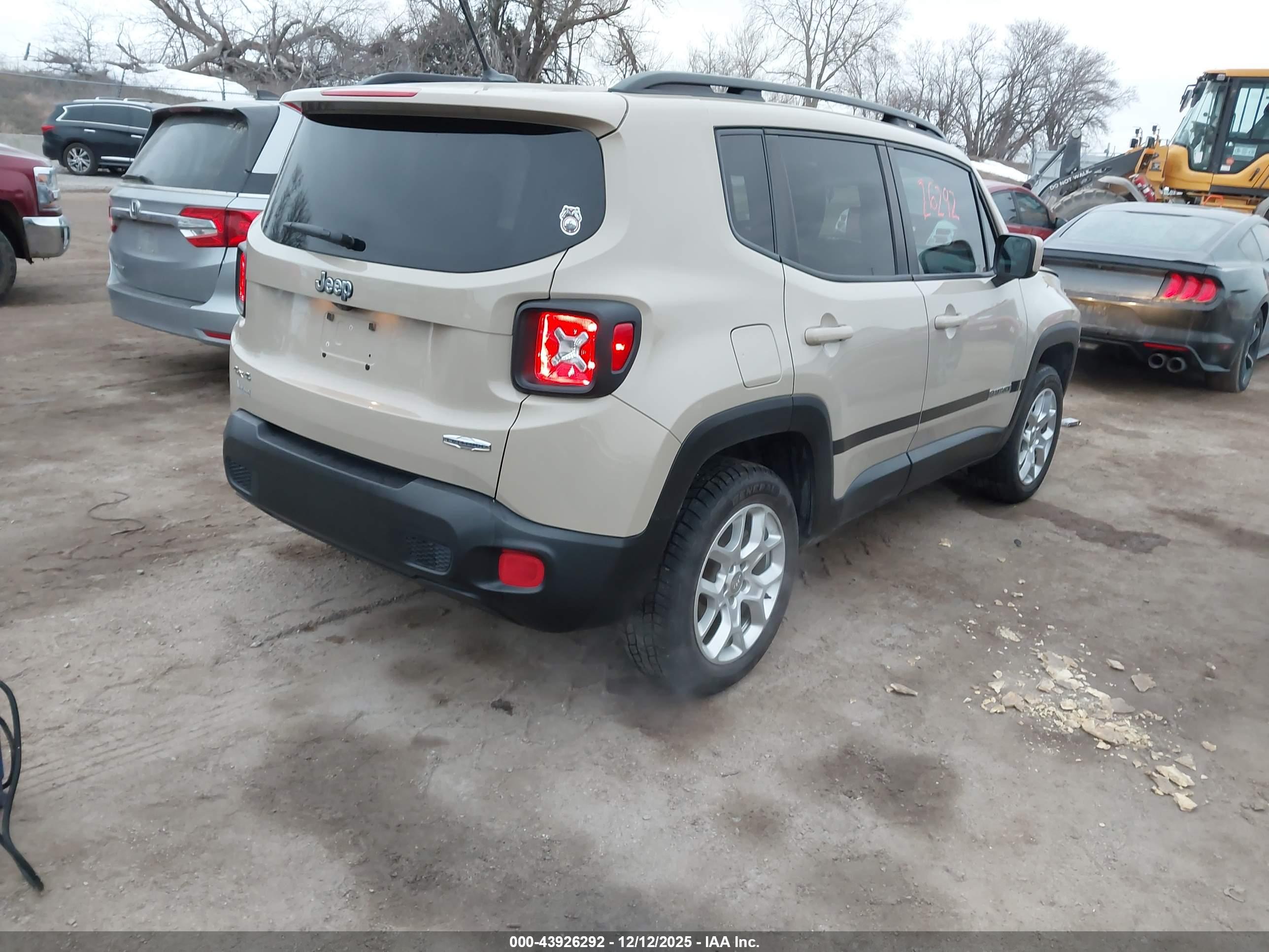 JEEP RENEGADE image 4