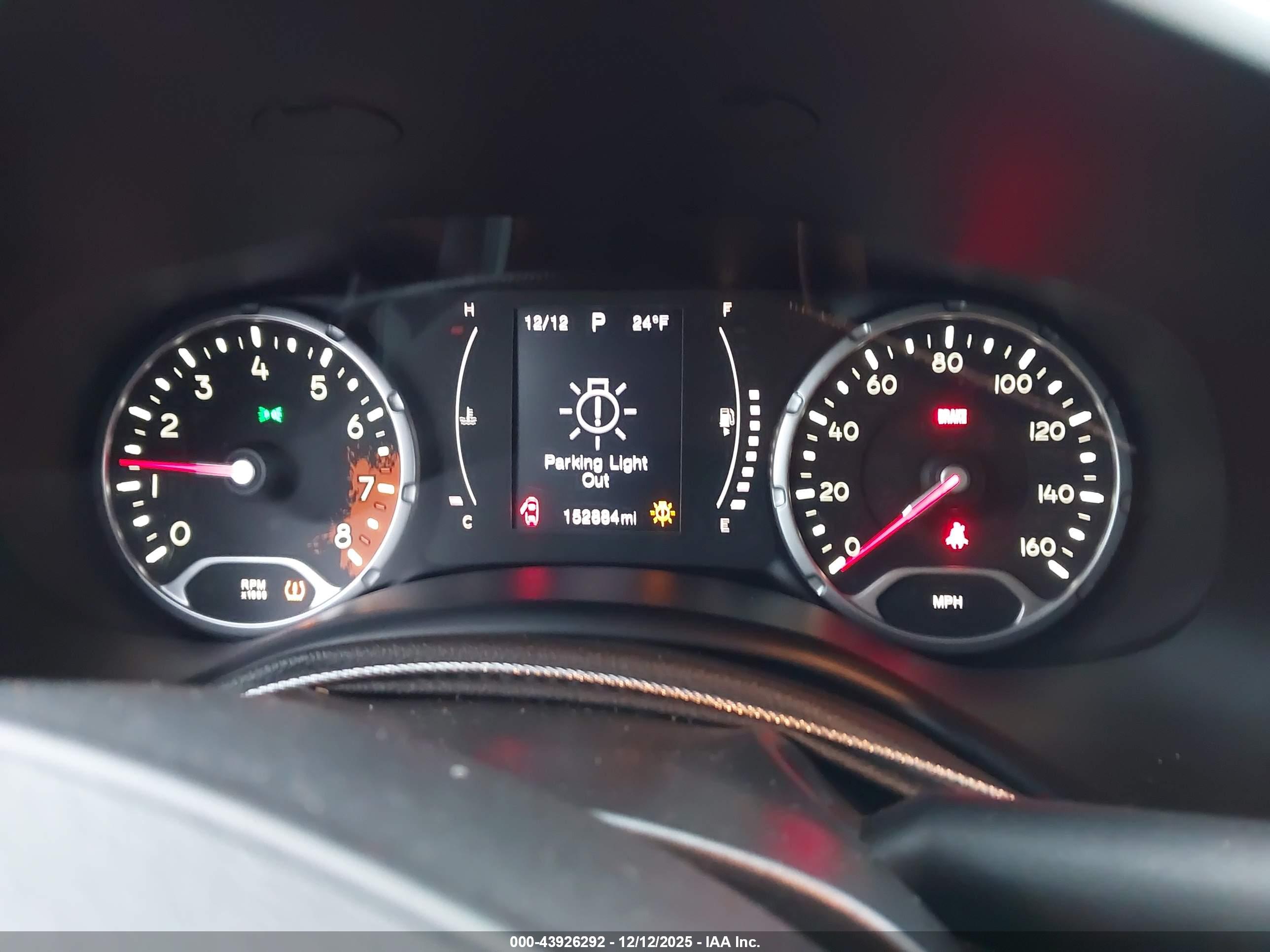 JEEP RENEGADE image 7