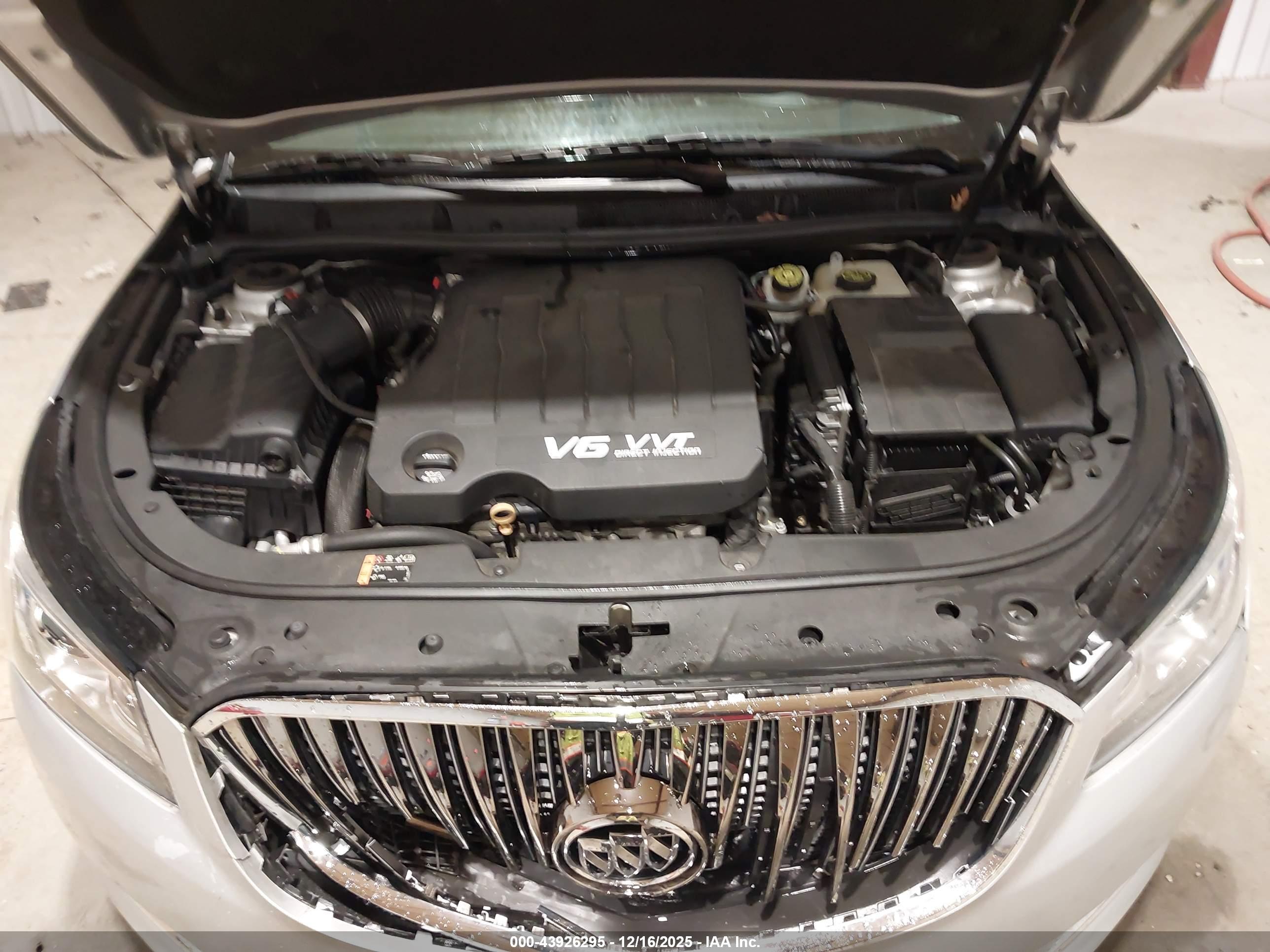 BUICK LACROSSE image 10