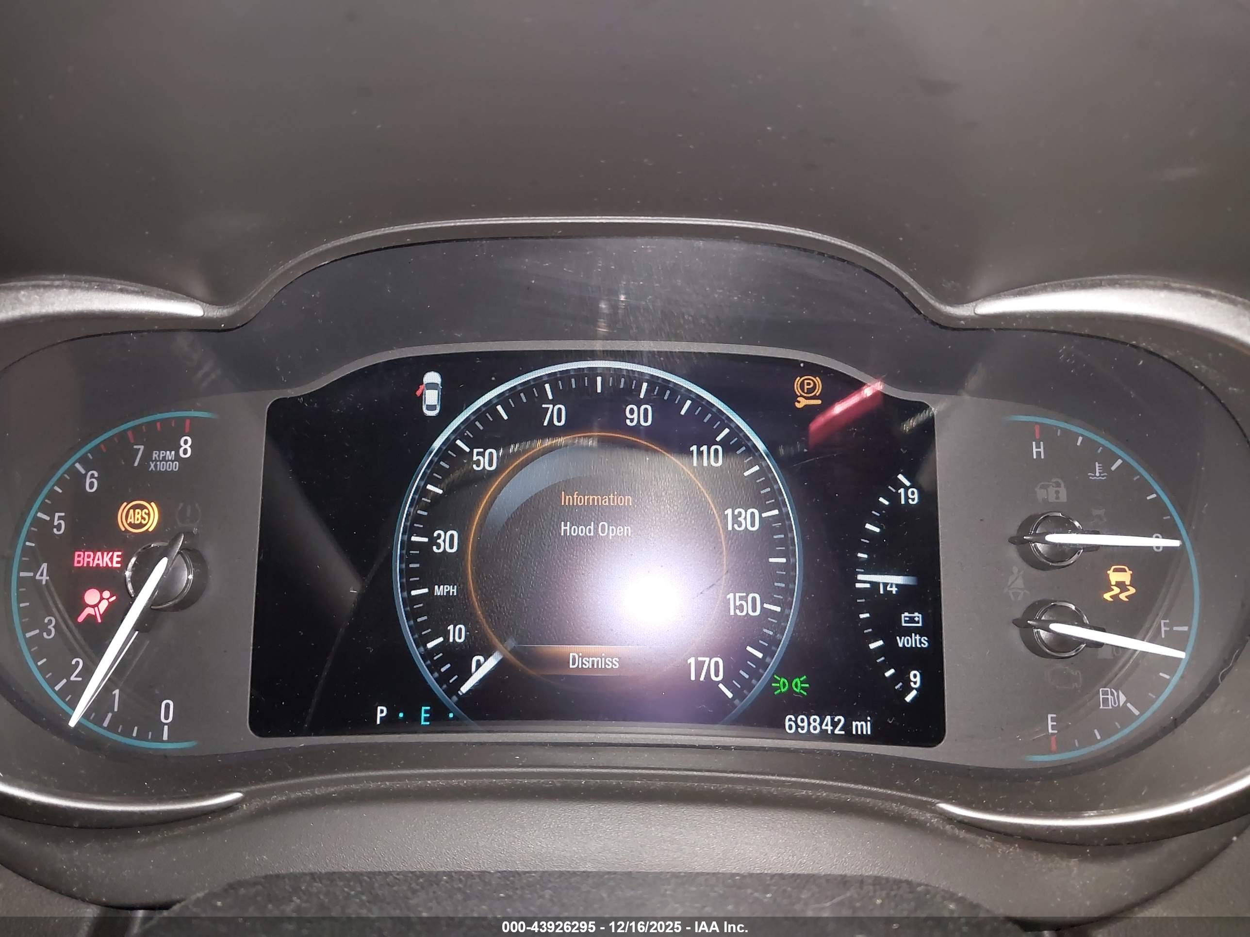 BUICK LACROSSE image 7