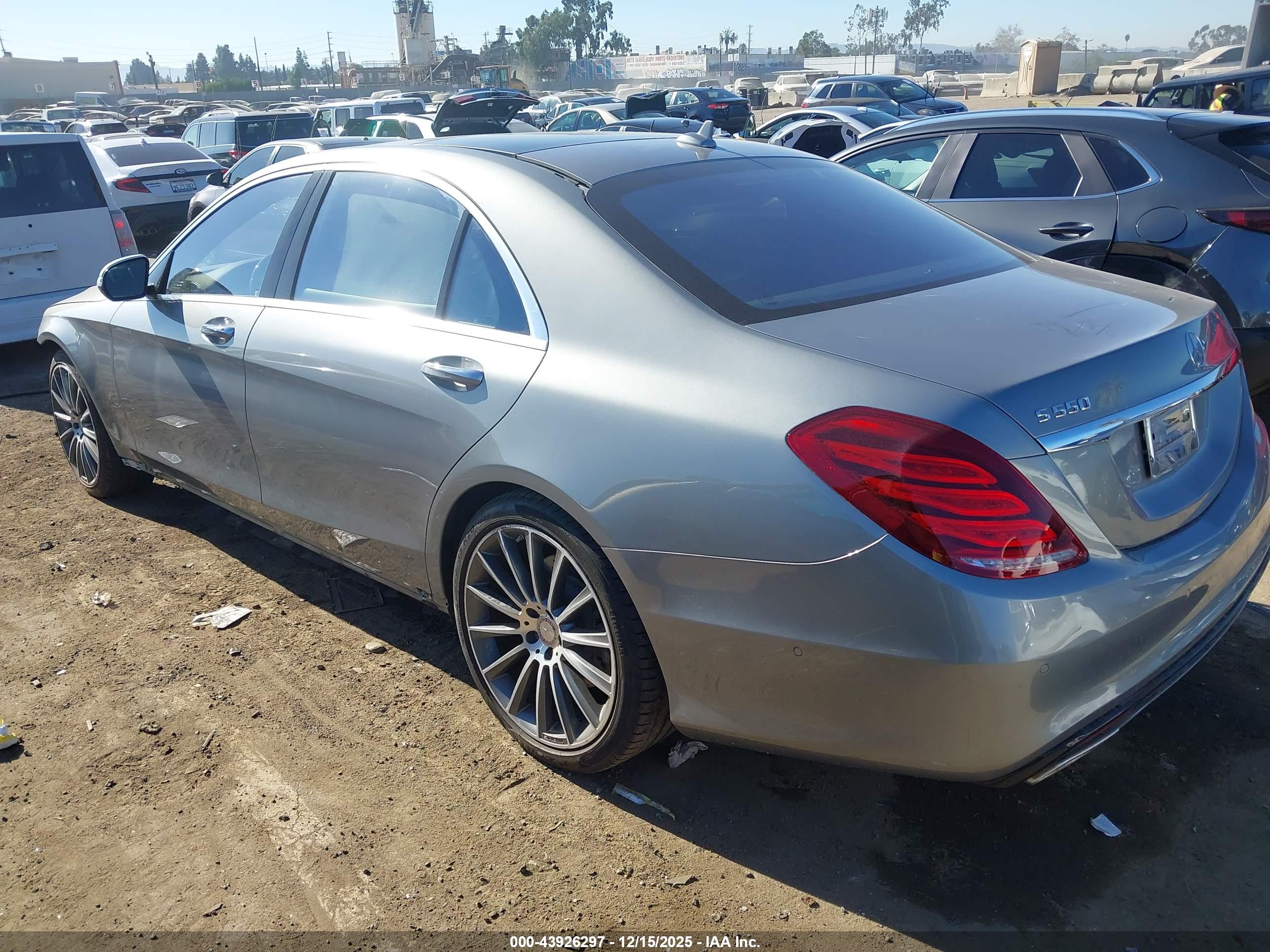 MERCEDES-BENZ S image 3