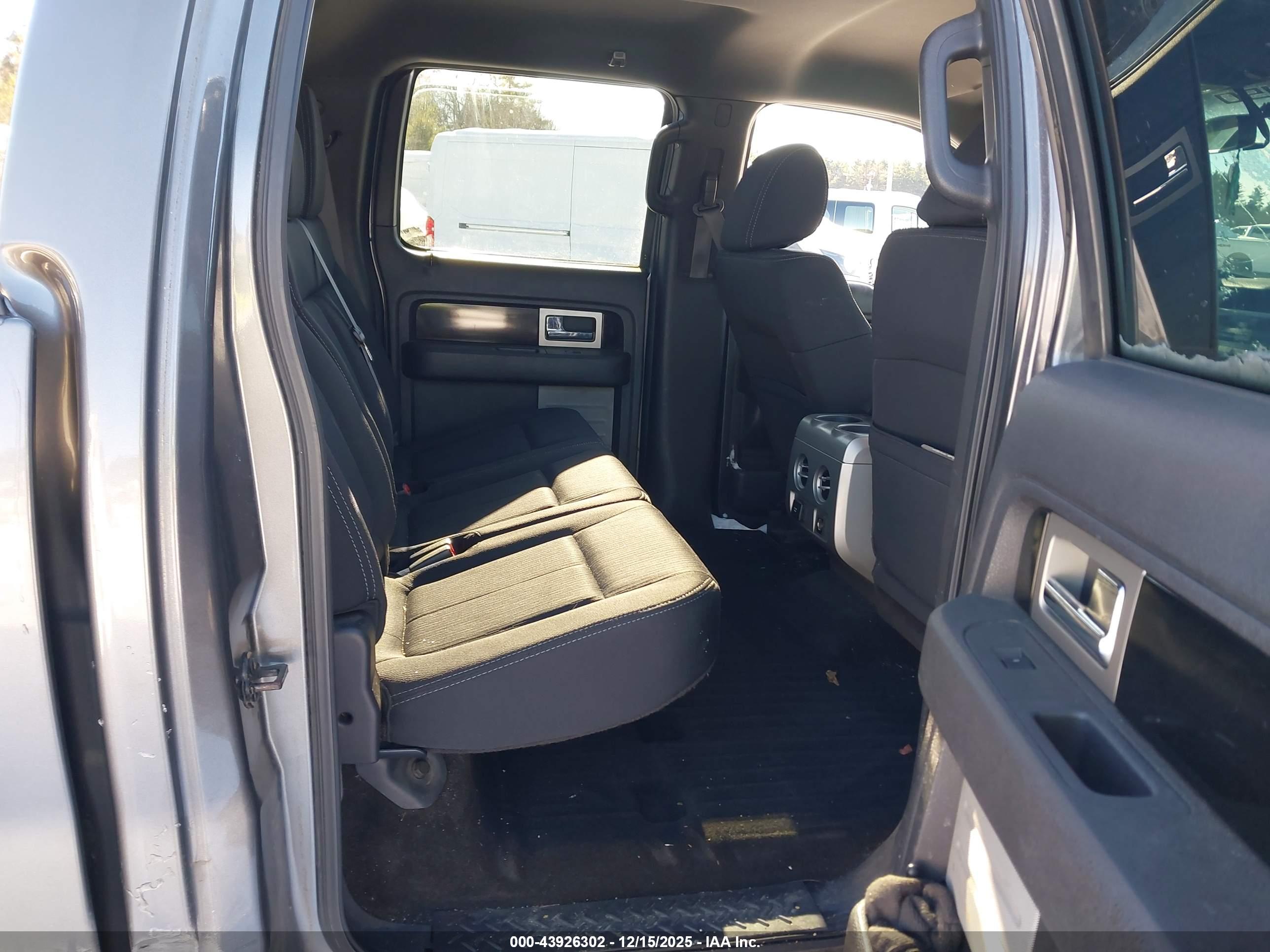 FORD F-150 image 8