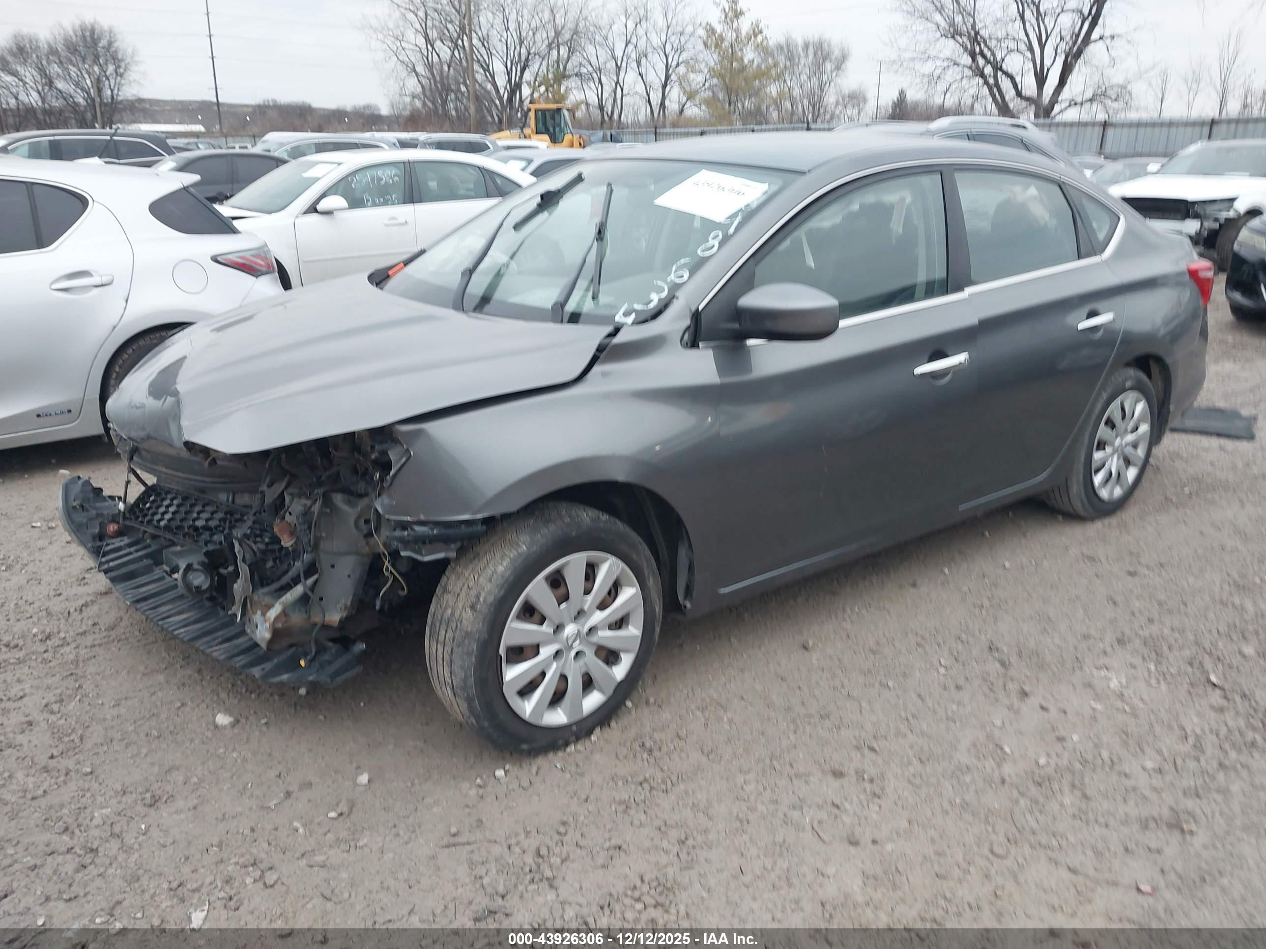 NISSAN SENTRA image 2