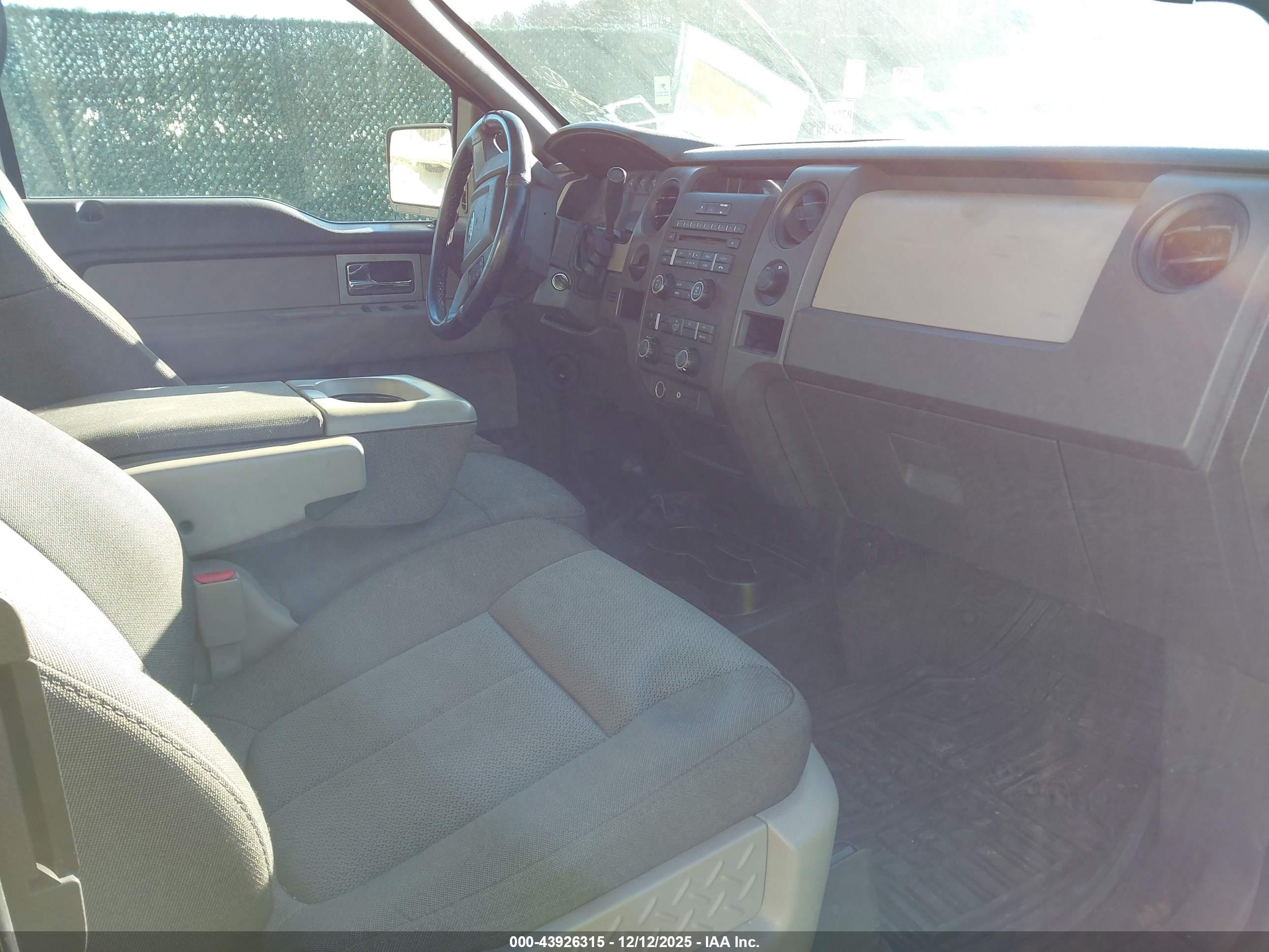 FORD F-150 image 5