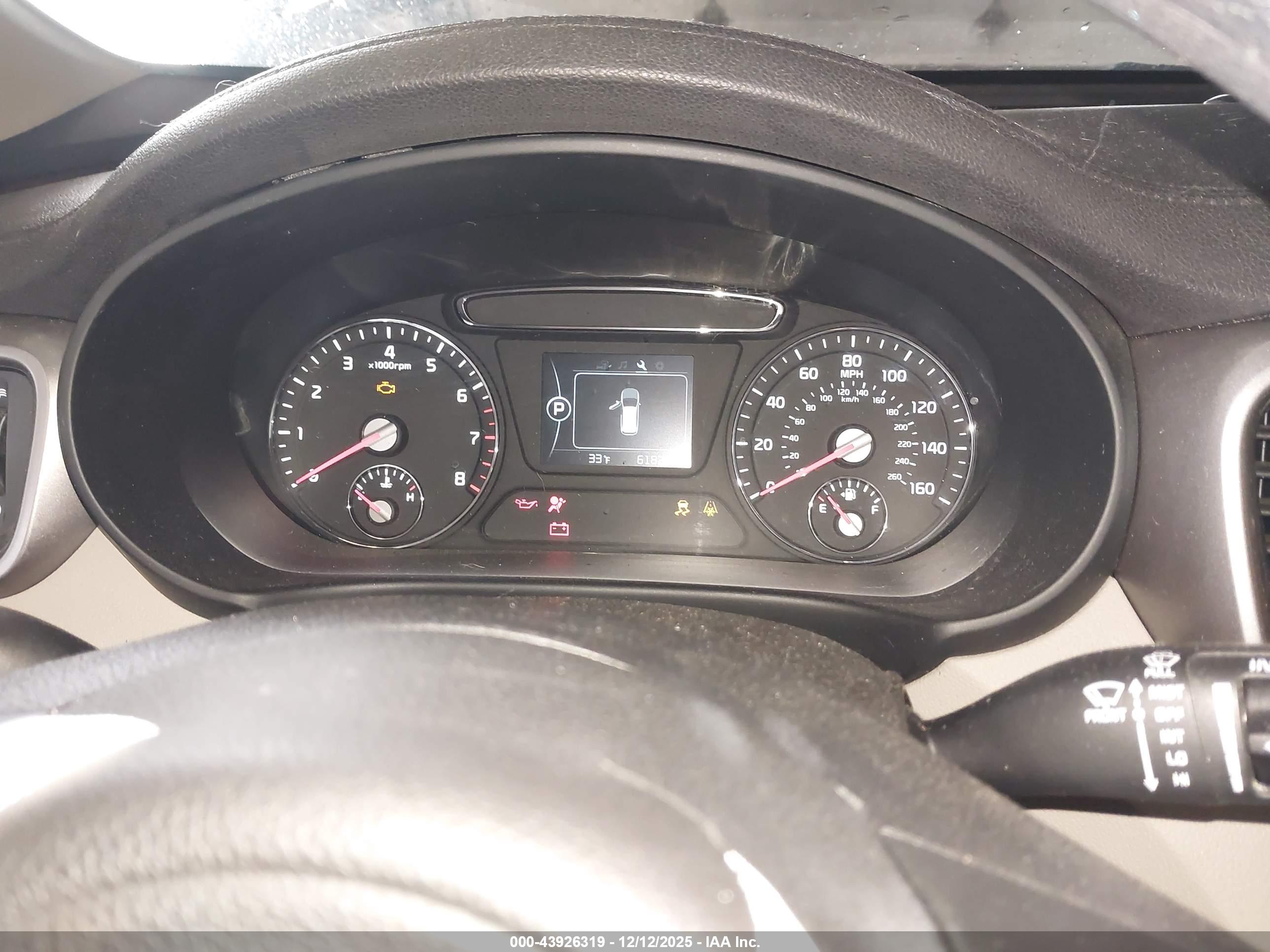KIA SORENTO image 7