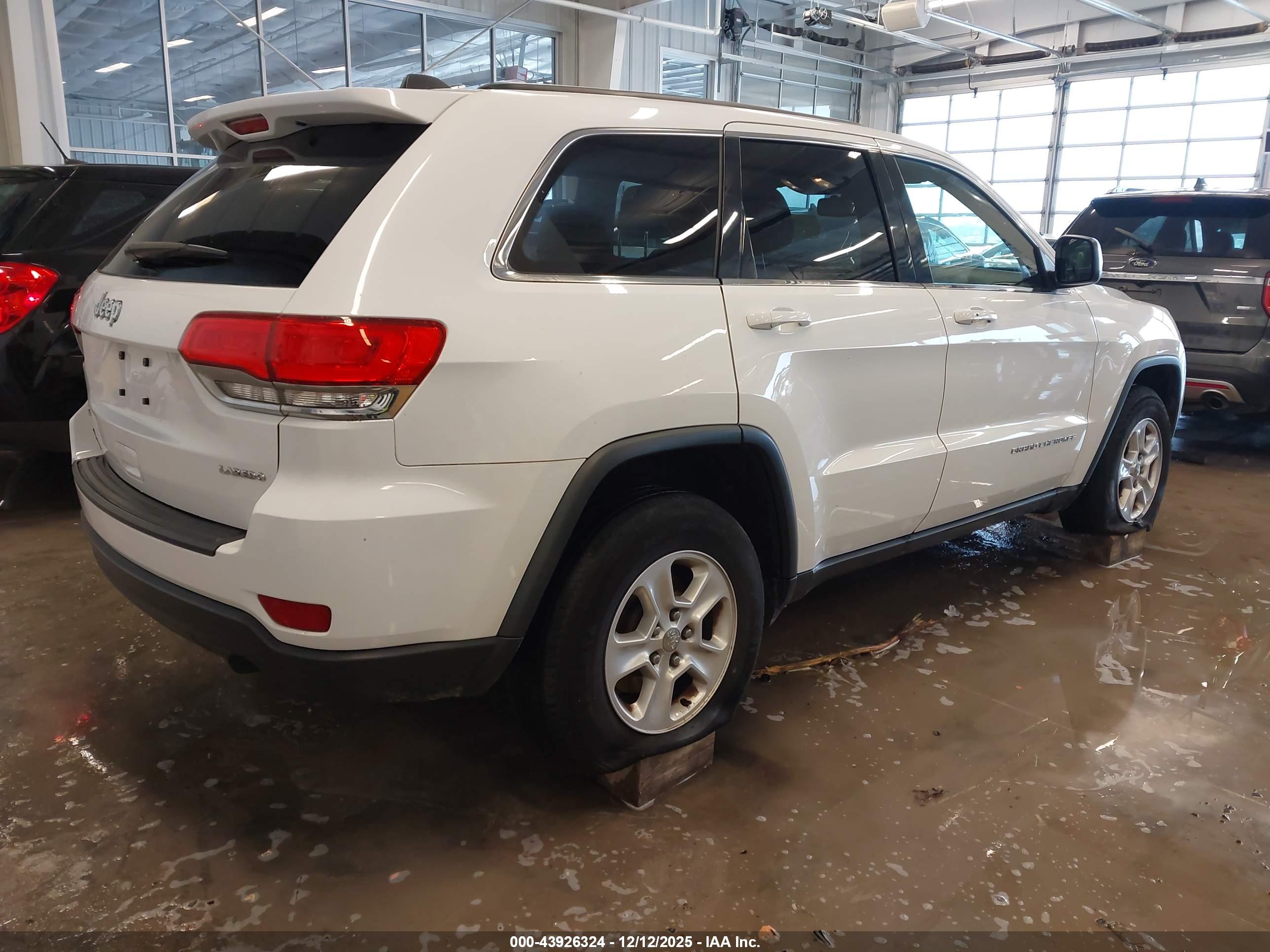 JEEP GRAND image 4