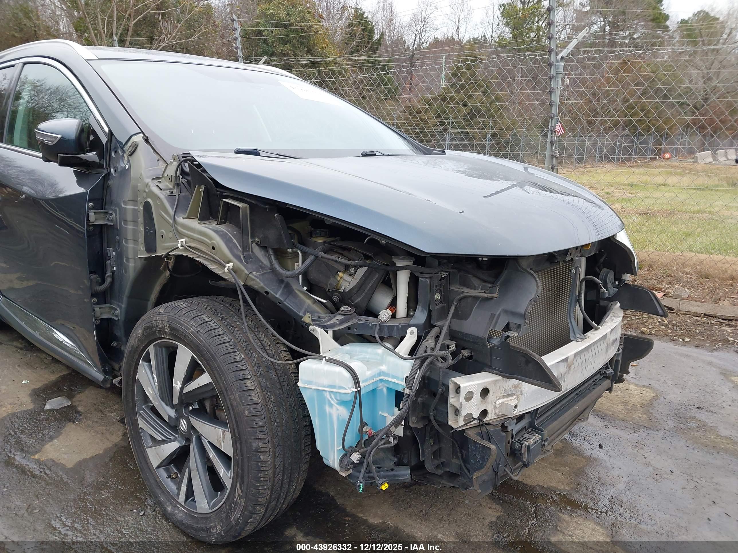 NISSAN MURANO image 6