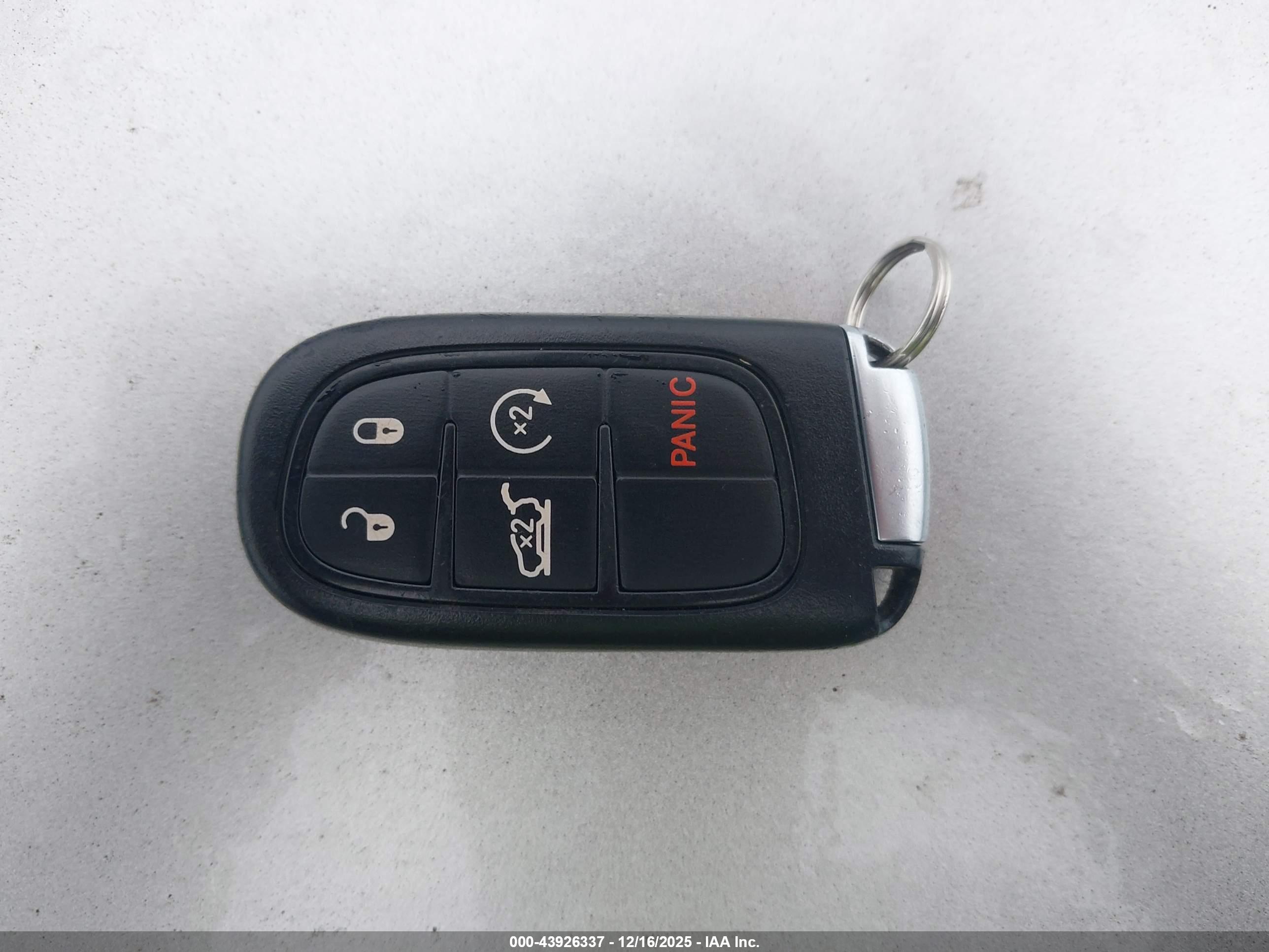 JEEP CHEROKEE image 11