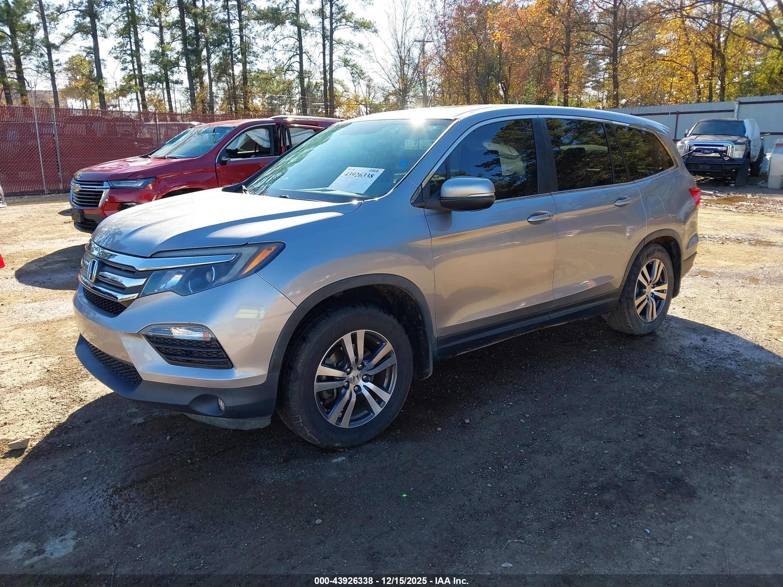 HONDA PILOT image 2