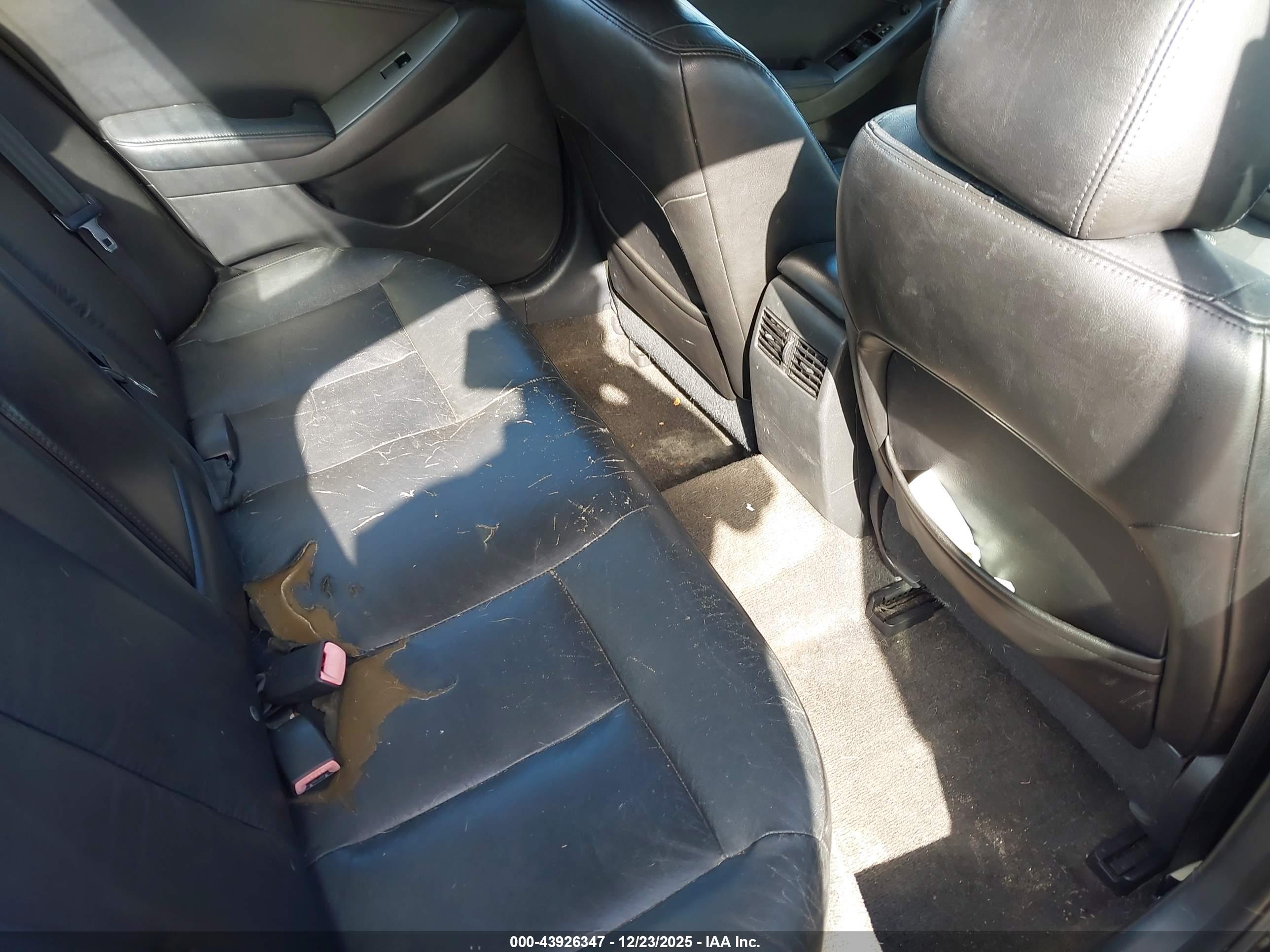 NISSAN ALTIMA image 8