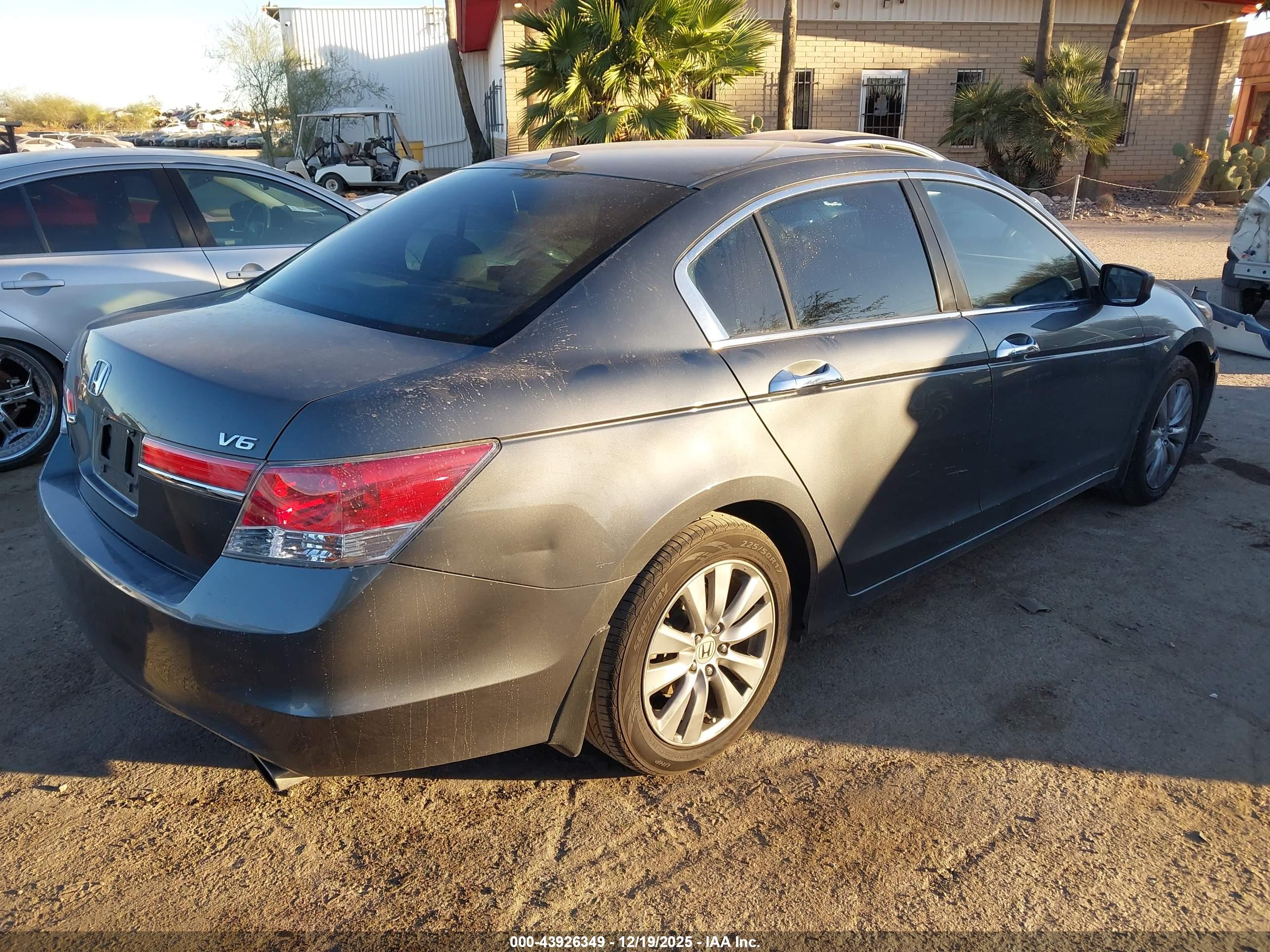 HONDA ACCORD image 4