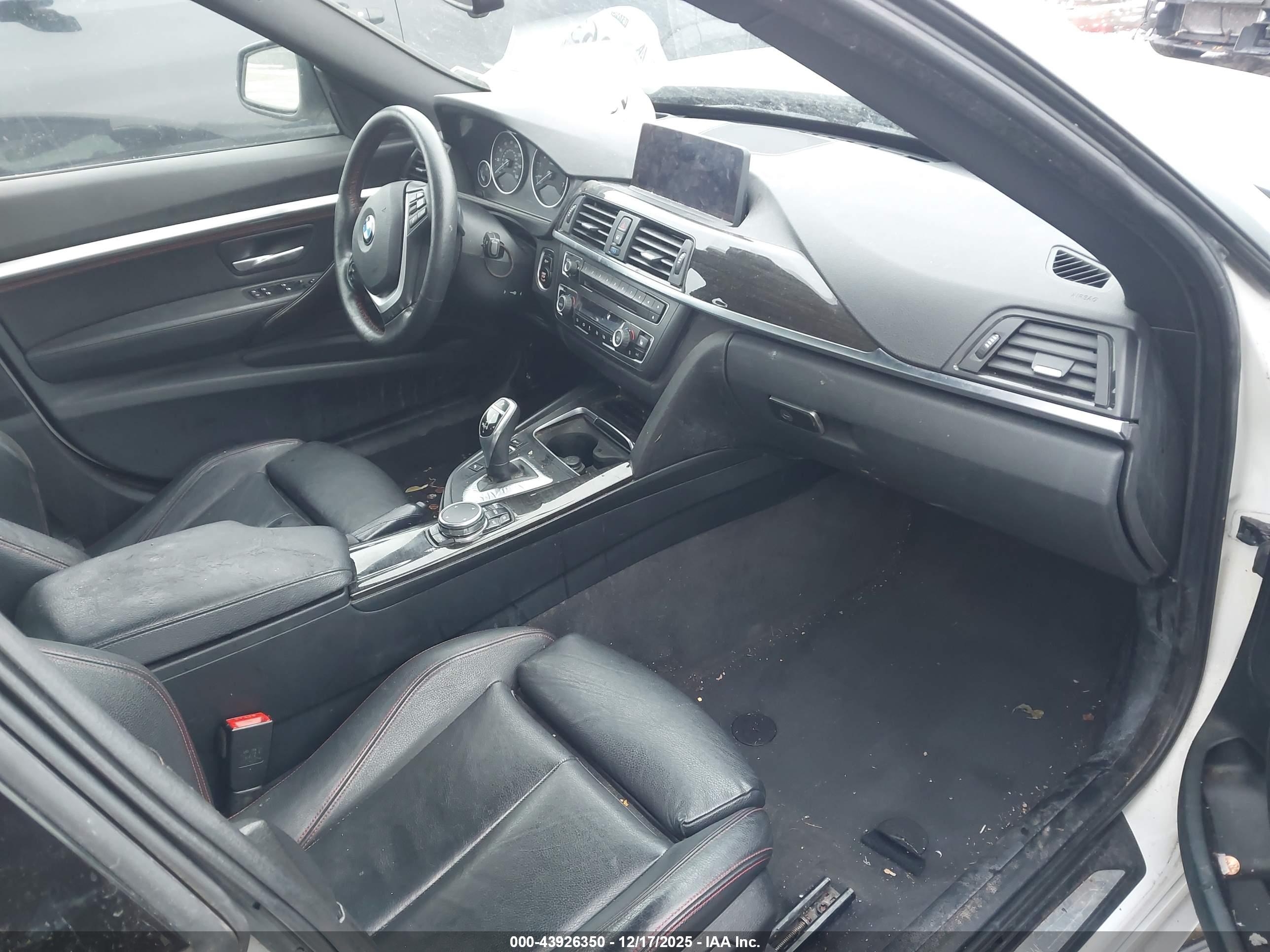 BMW 328I image 5