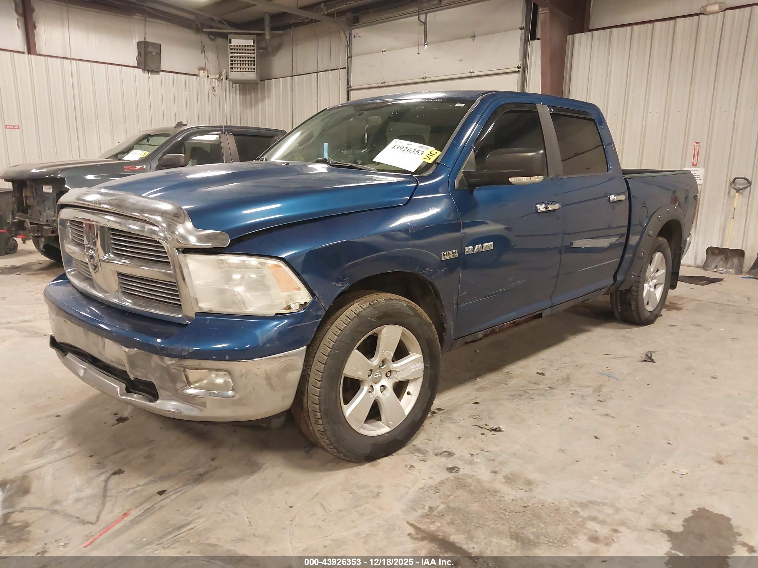DODGE RAM image 2