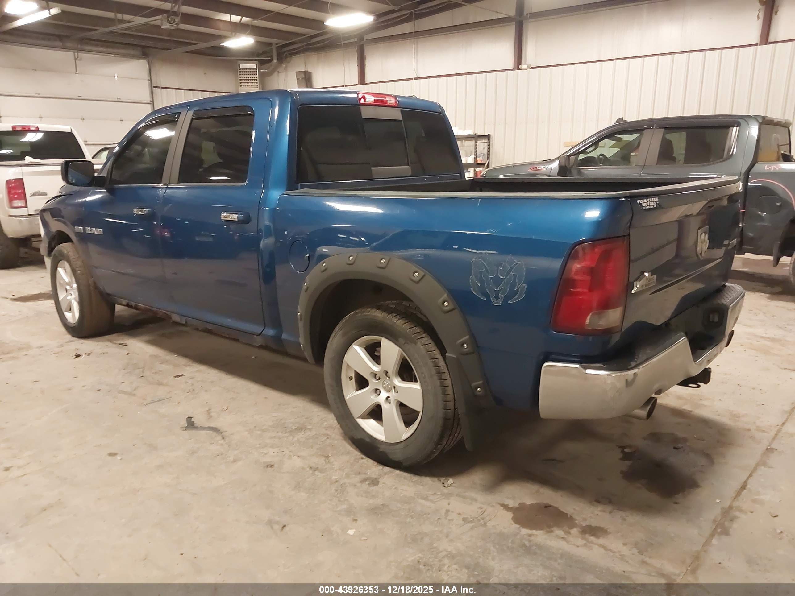 DODGE RAM image 3