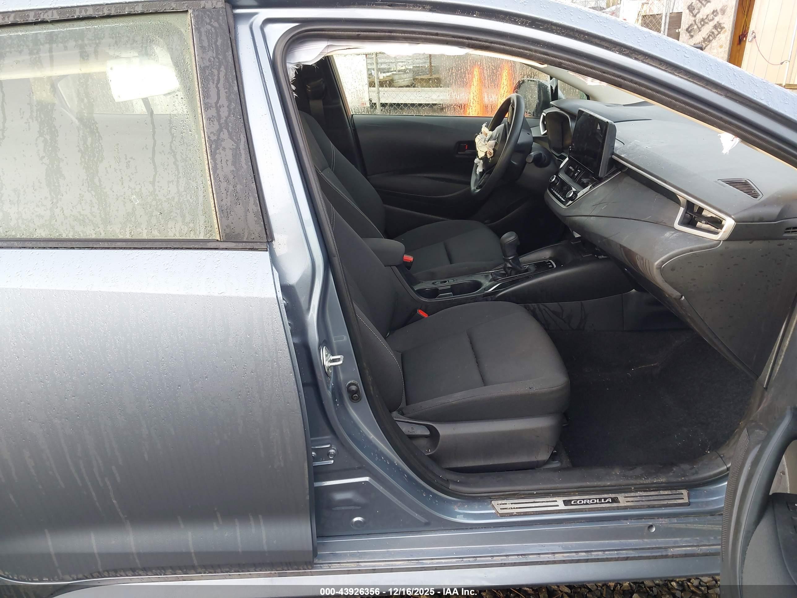 TOYOTA COROLLA image 5
