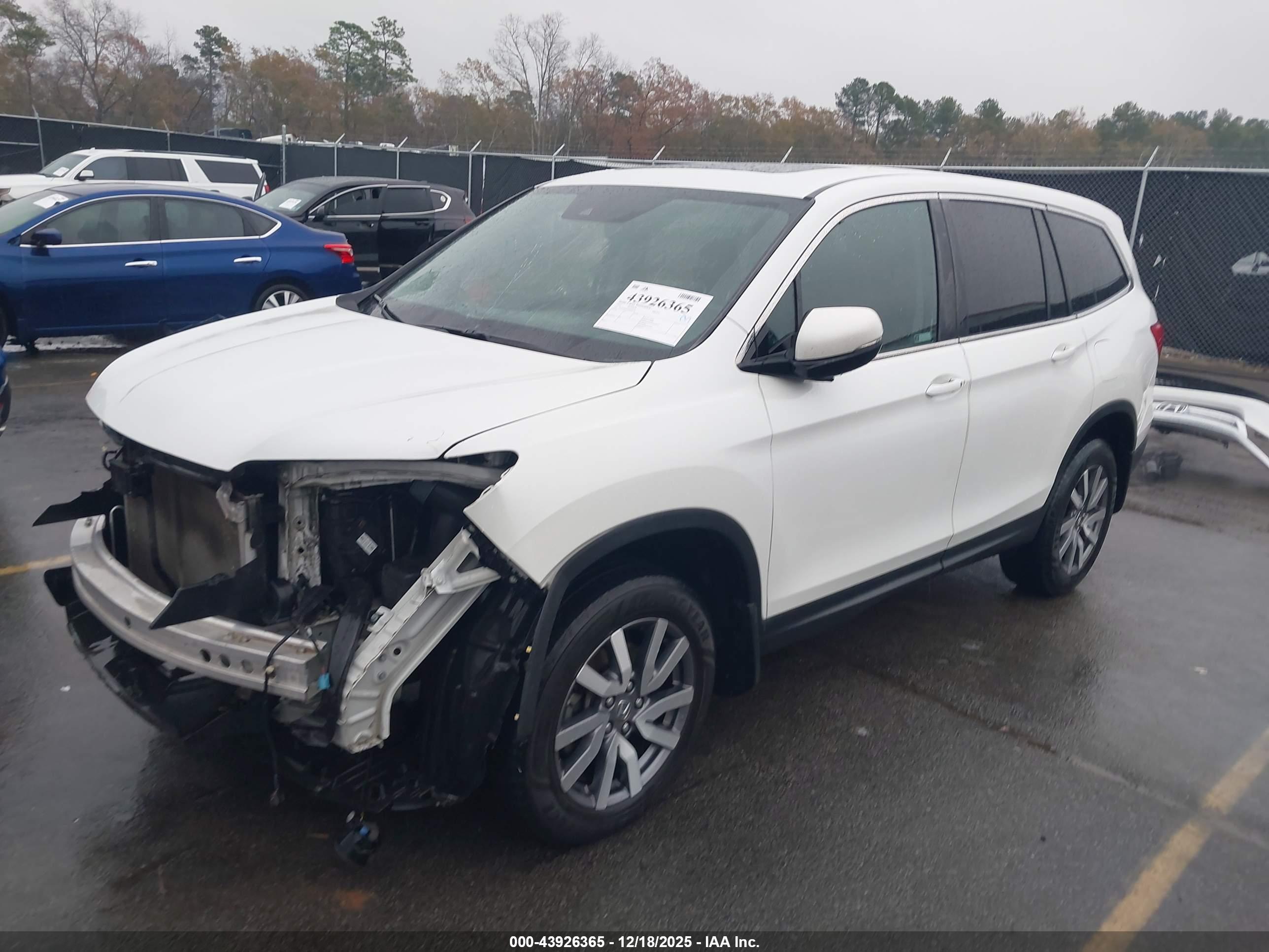 HONDA PILOT image 2