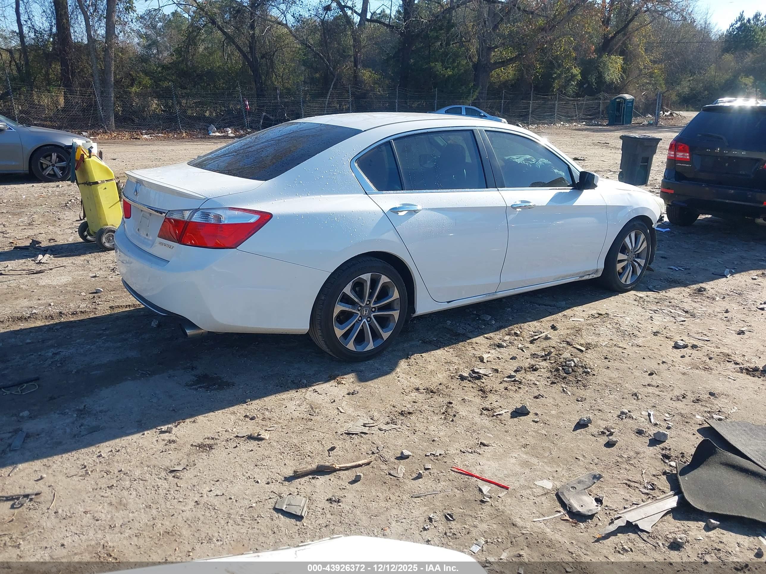 HONDA ACCORD image 4