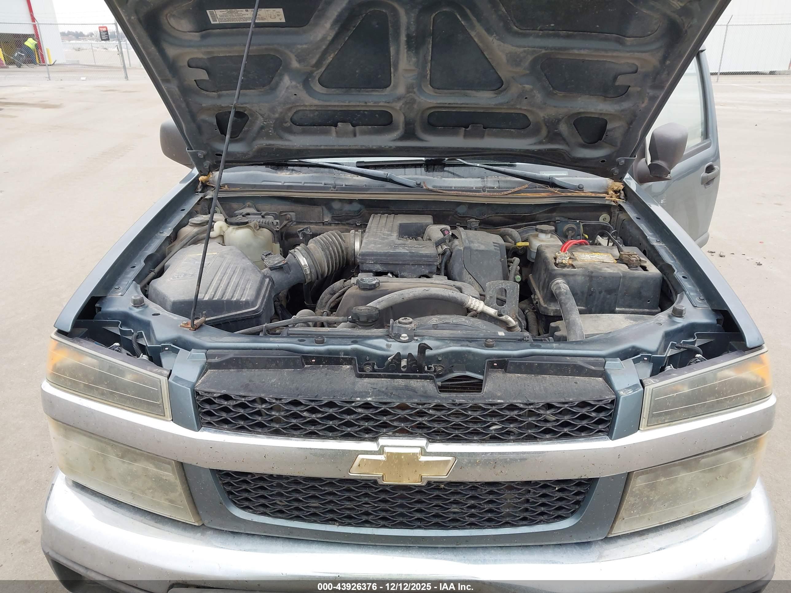 CHEVROLET COLORADO image 10