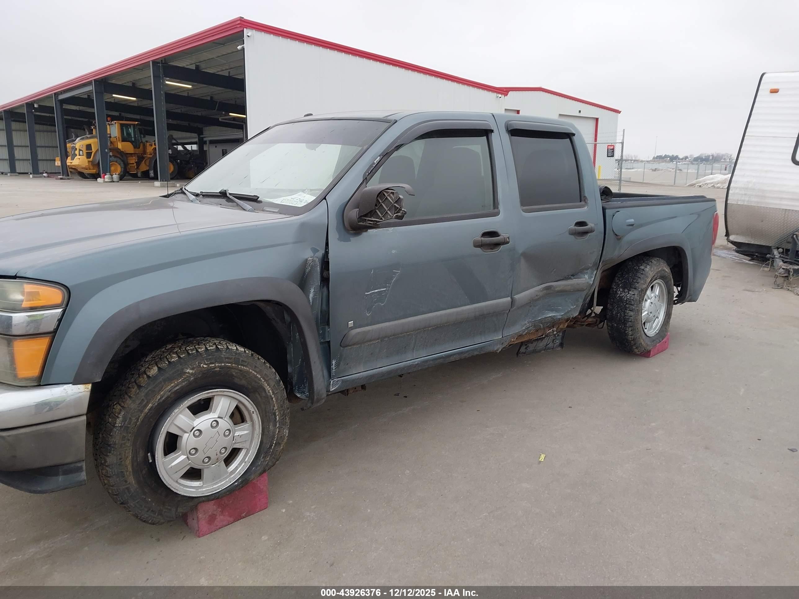 CHEVROLET COLORADO image 6