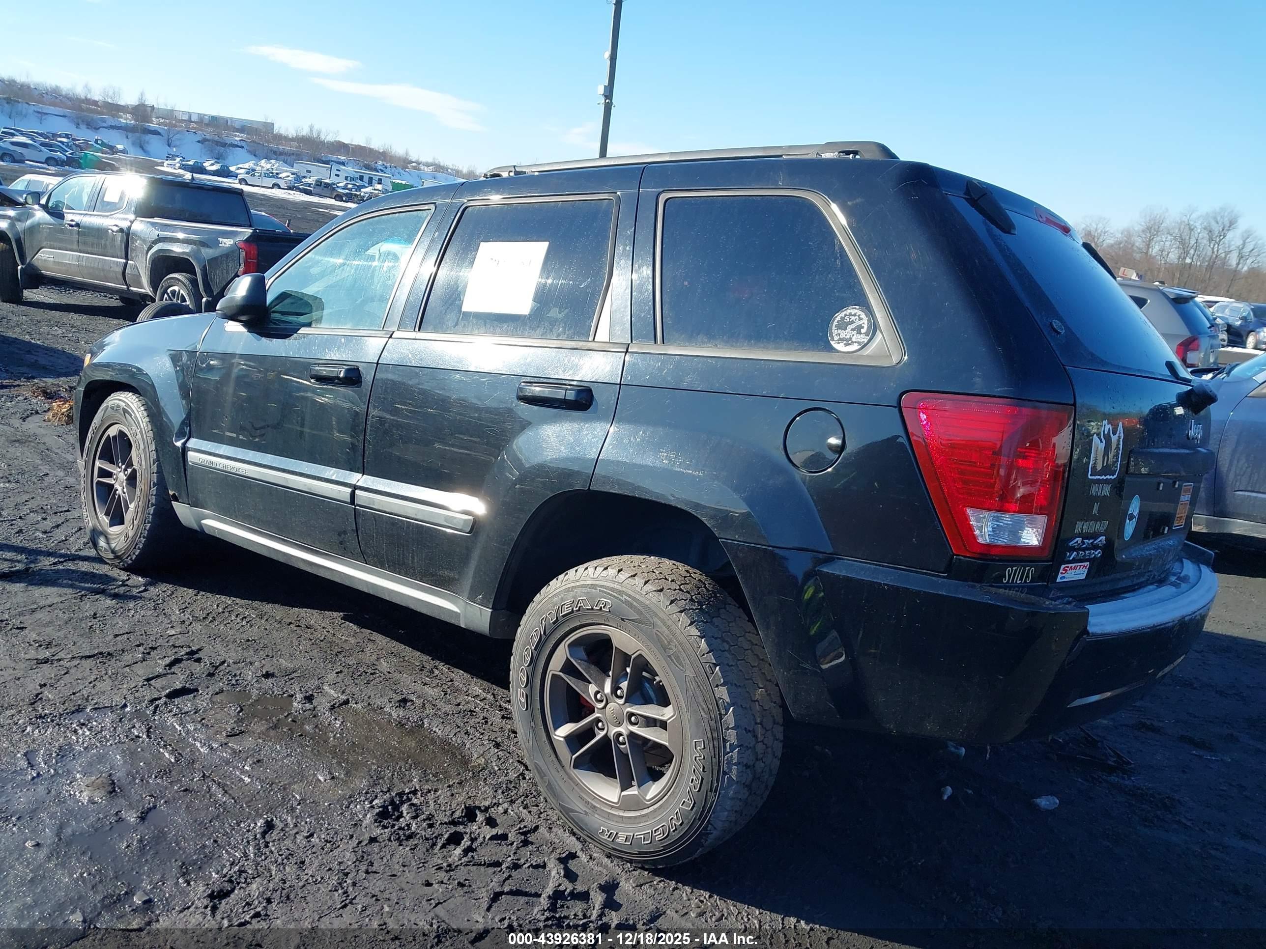 JEEP GRAND image 3