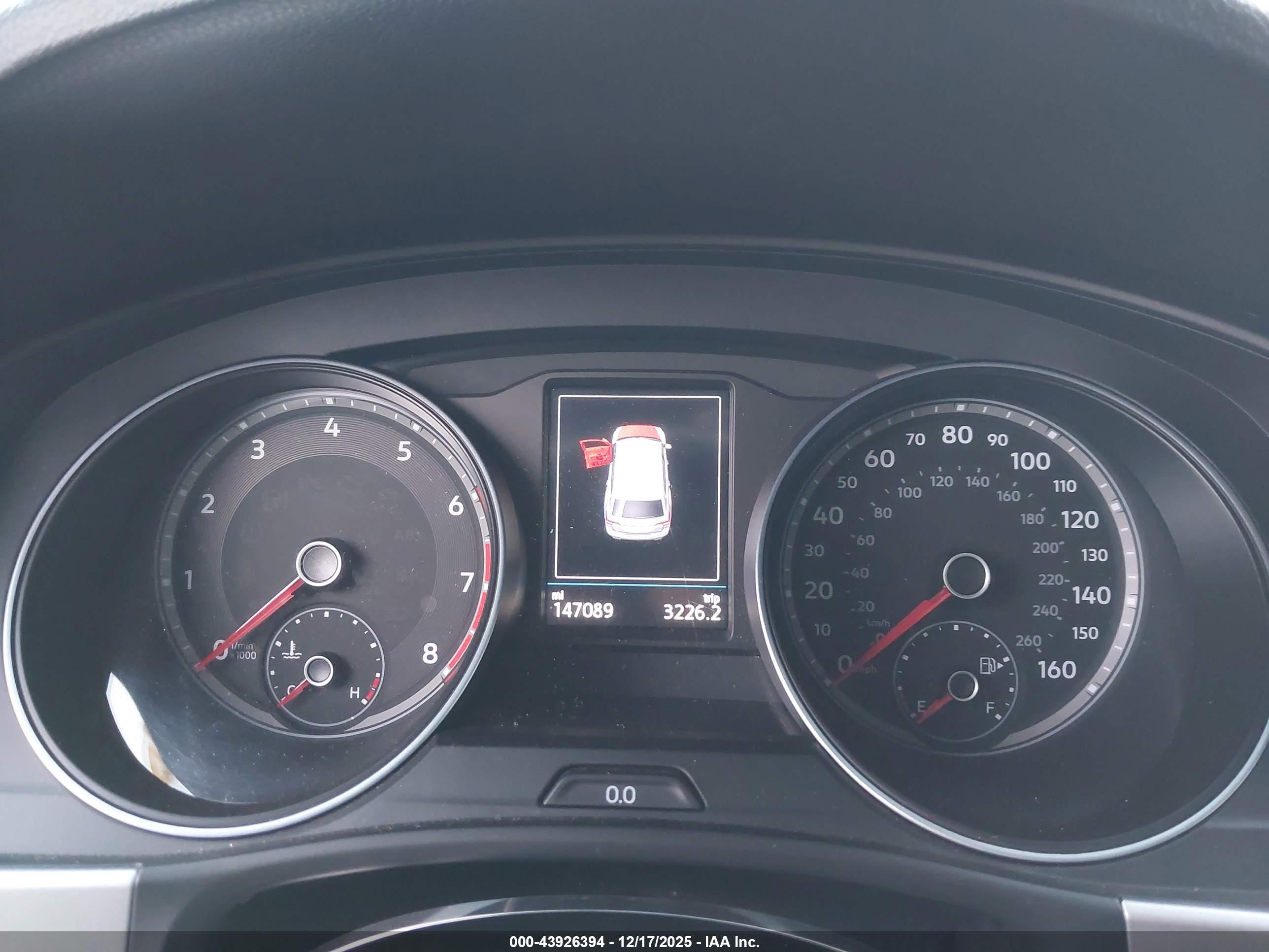 VOLKSWAGEN ATLAS image 7