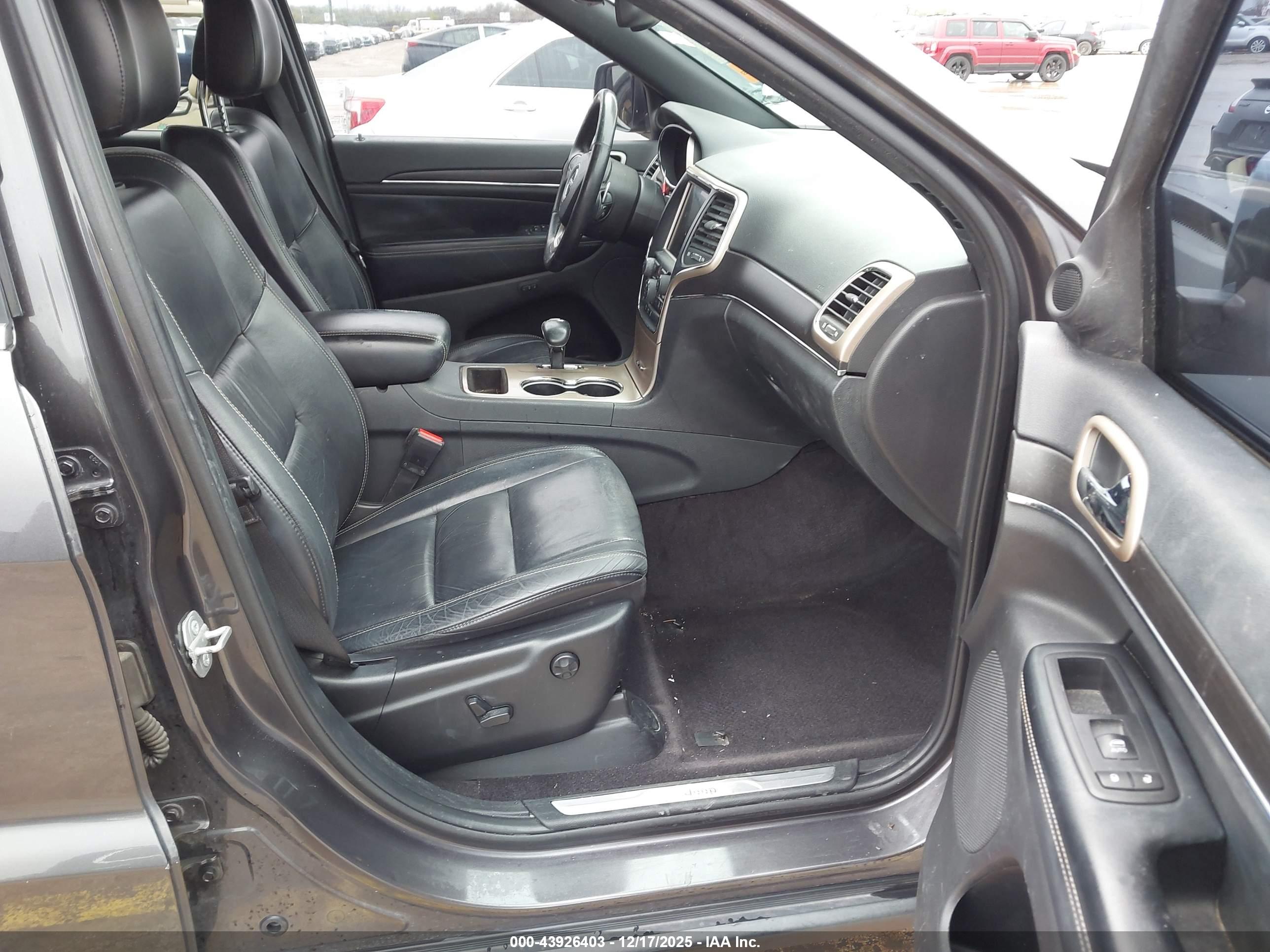 JEEP GRAND image 5