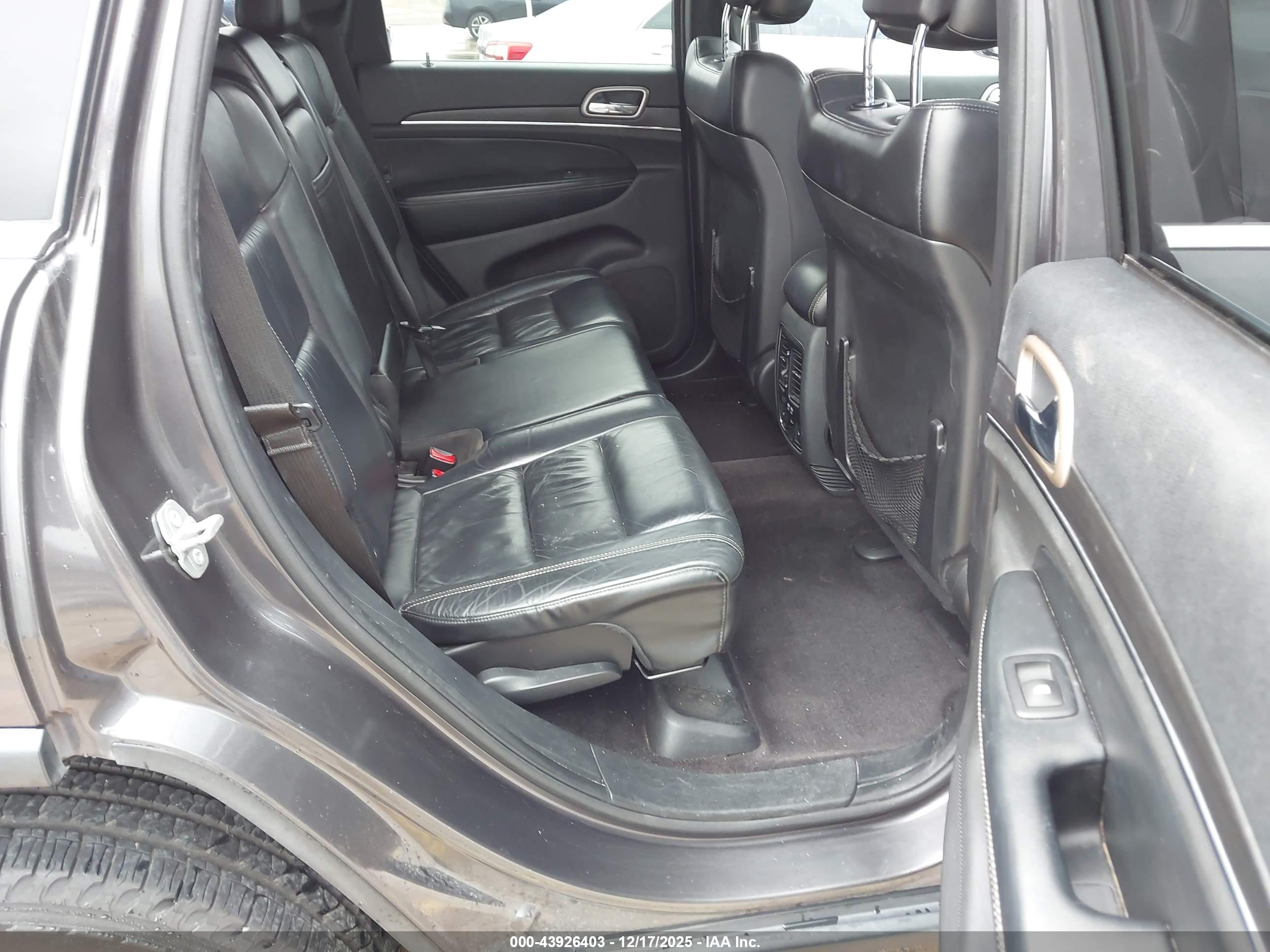 JEEP GRAND image 8