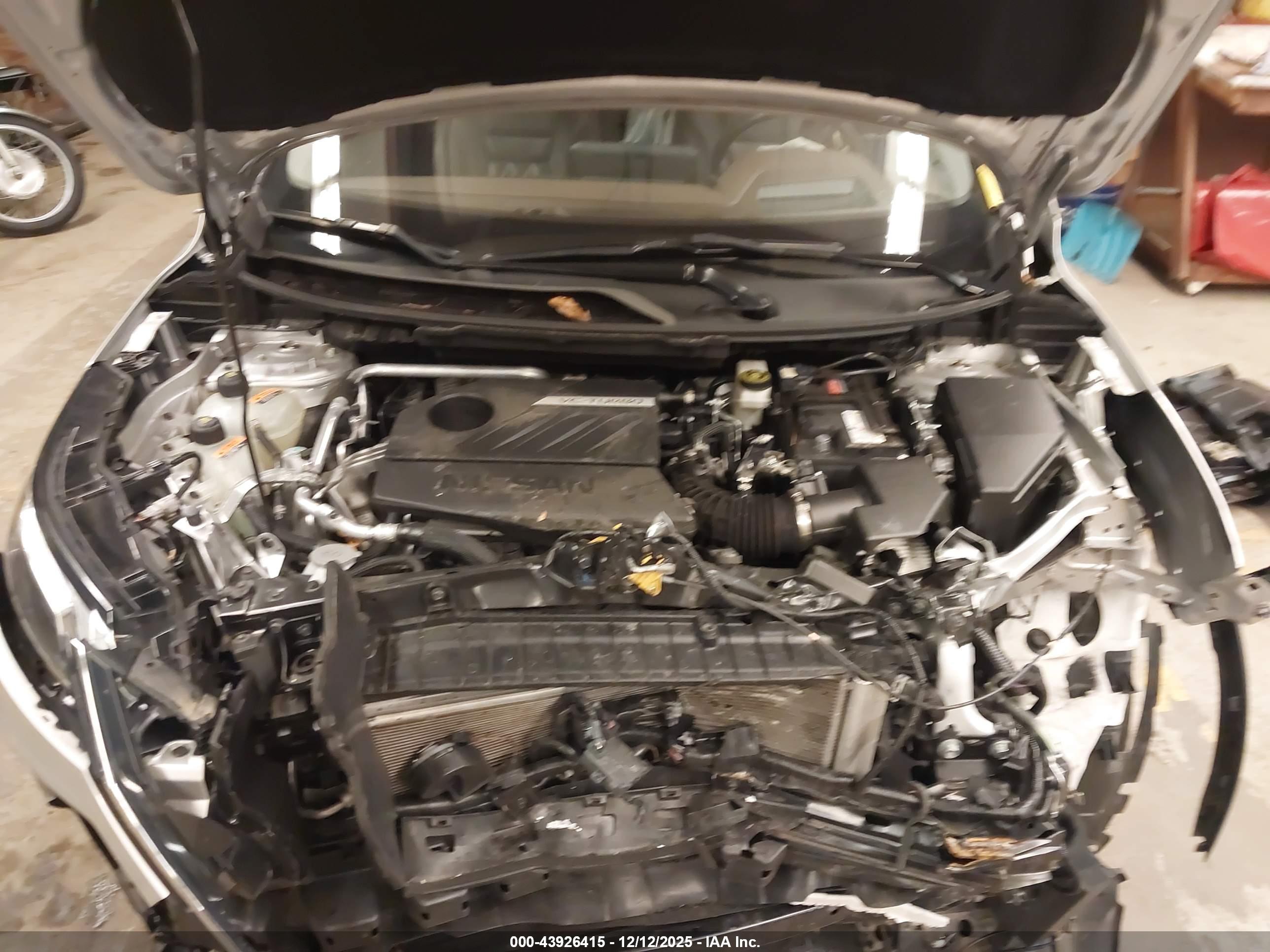 NISSAN ROGUE image 10