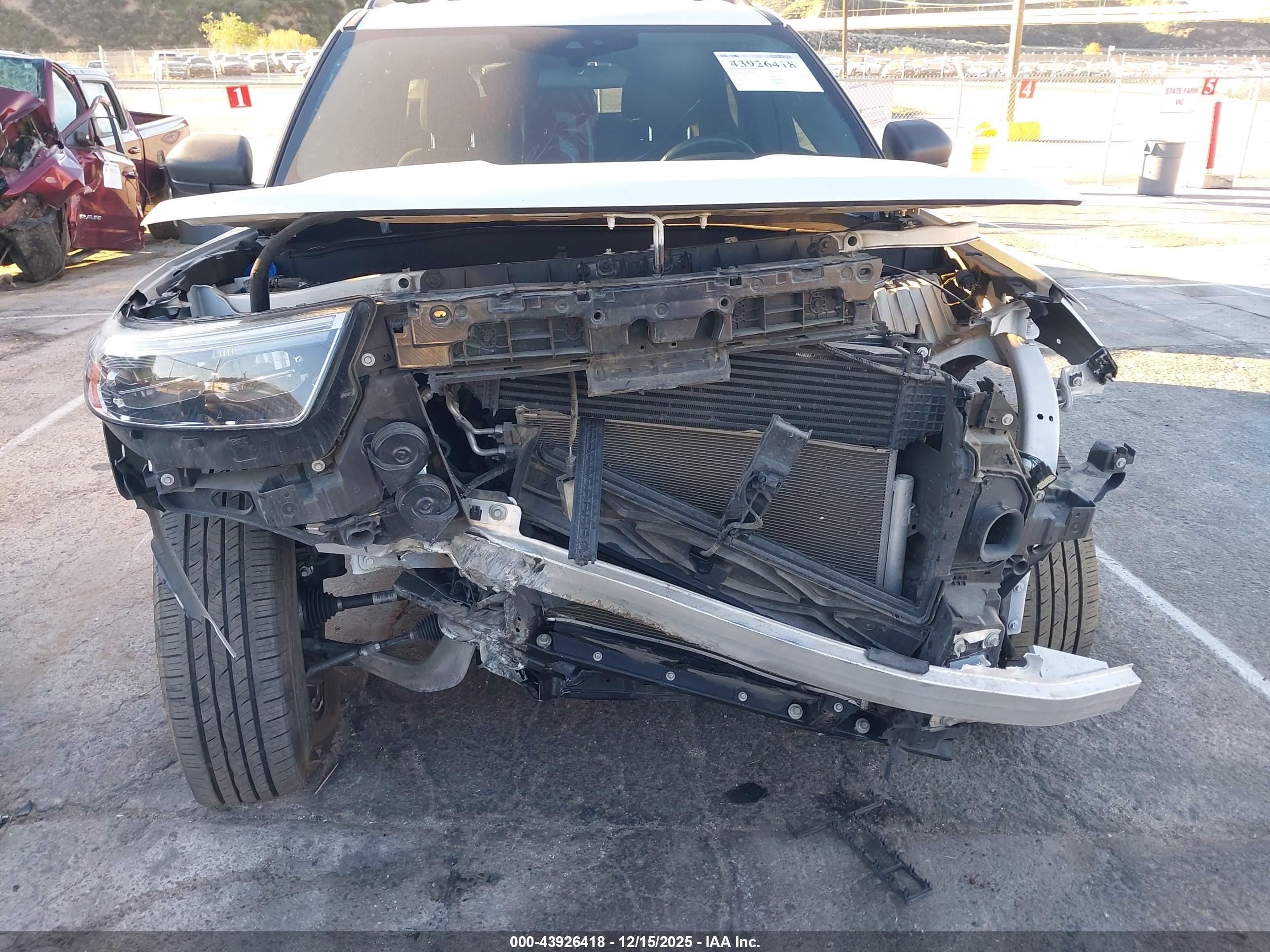 FORD EXPLORER image 6