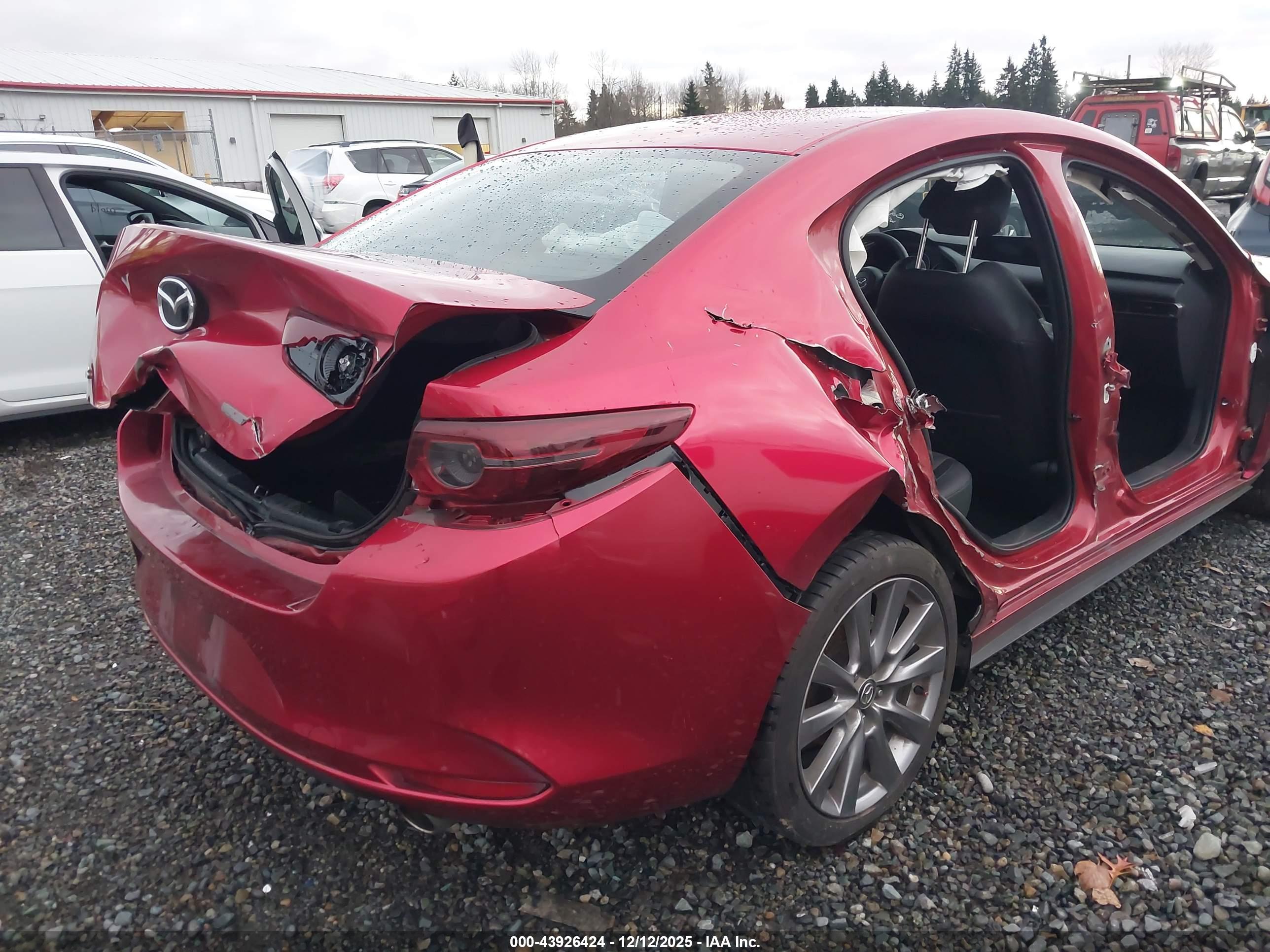 MAZDA MAZDA3 image 6