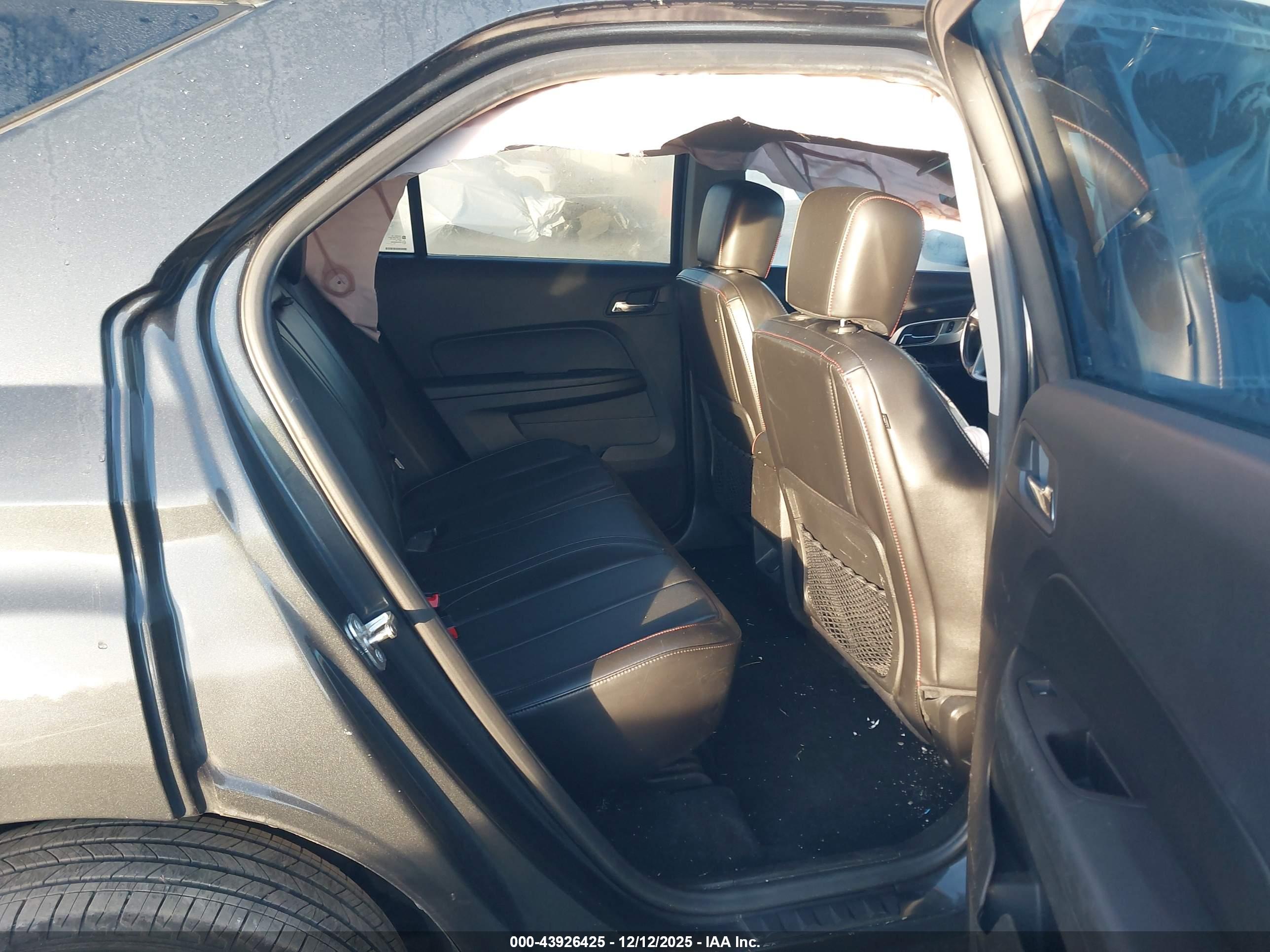 CHEVROLET EQUINOX image 8