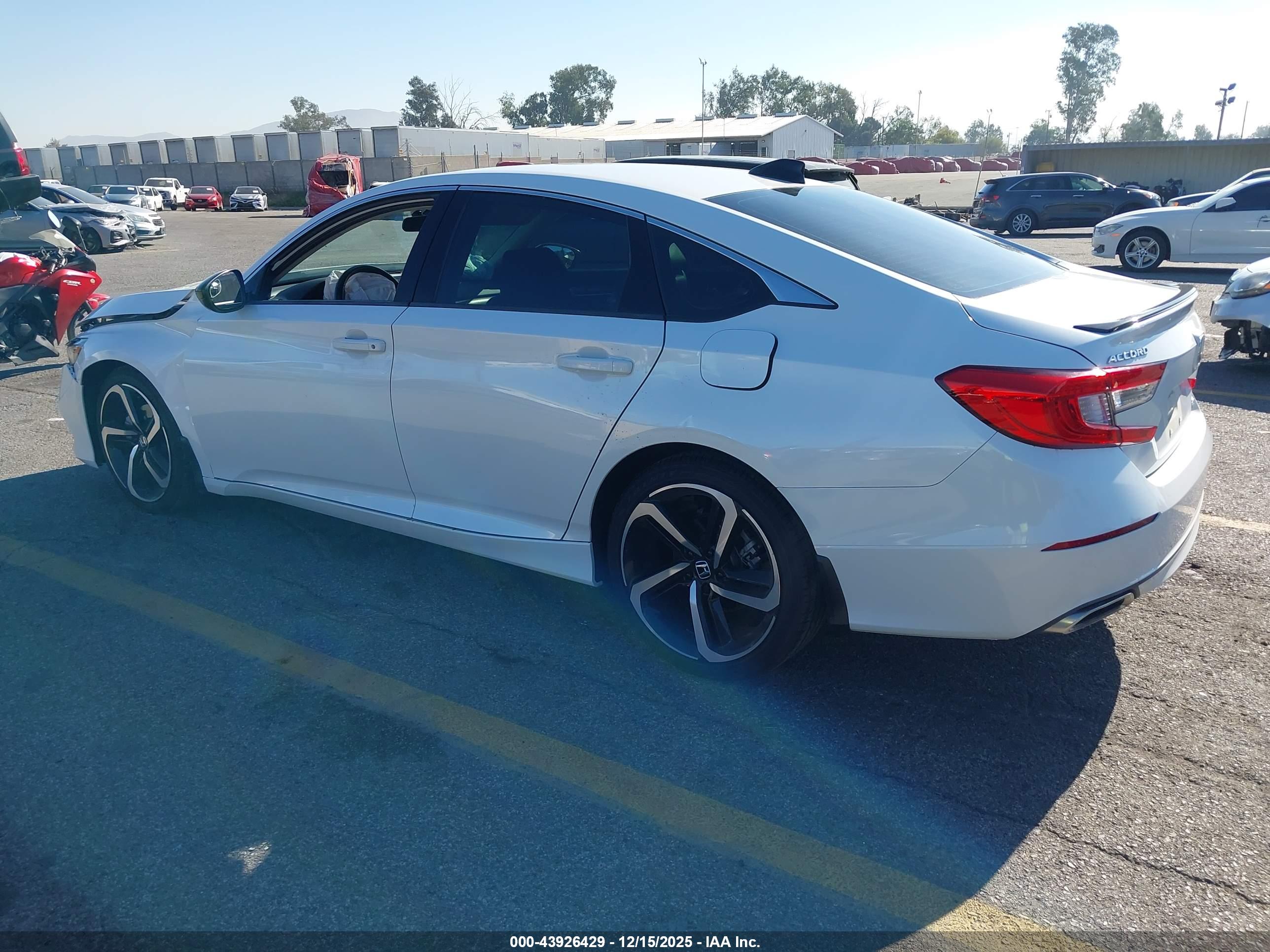 HONDA ACCORD image 3