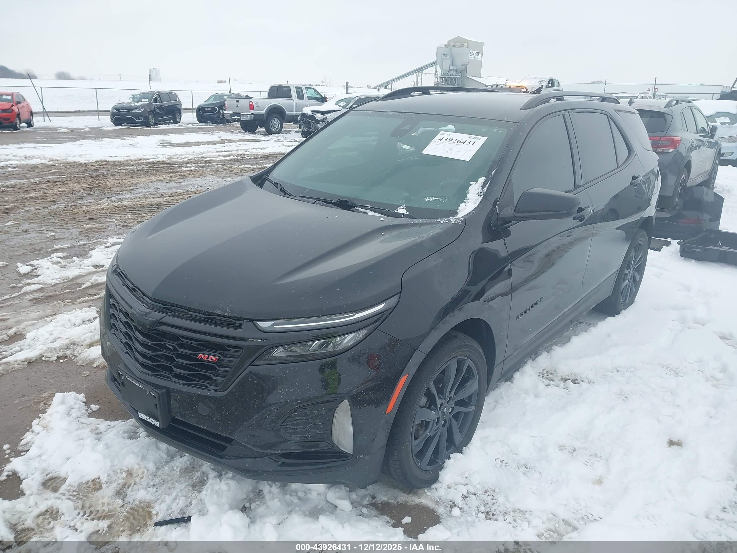 CHEVROLET EQUINOX image 2