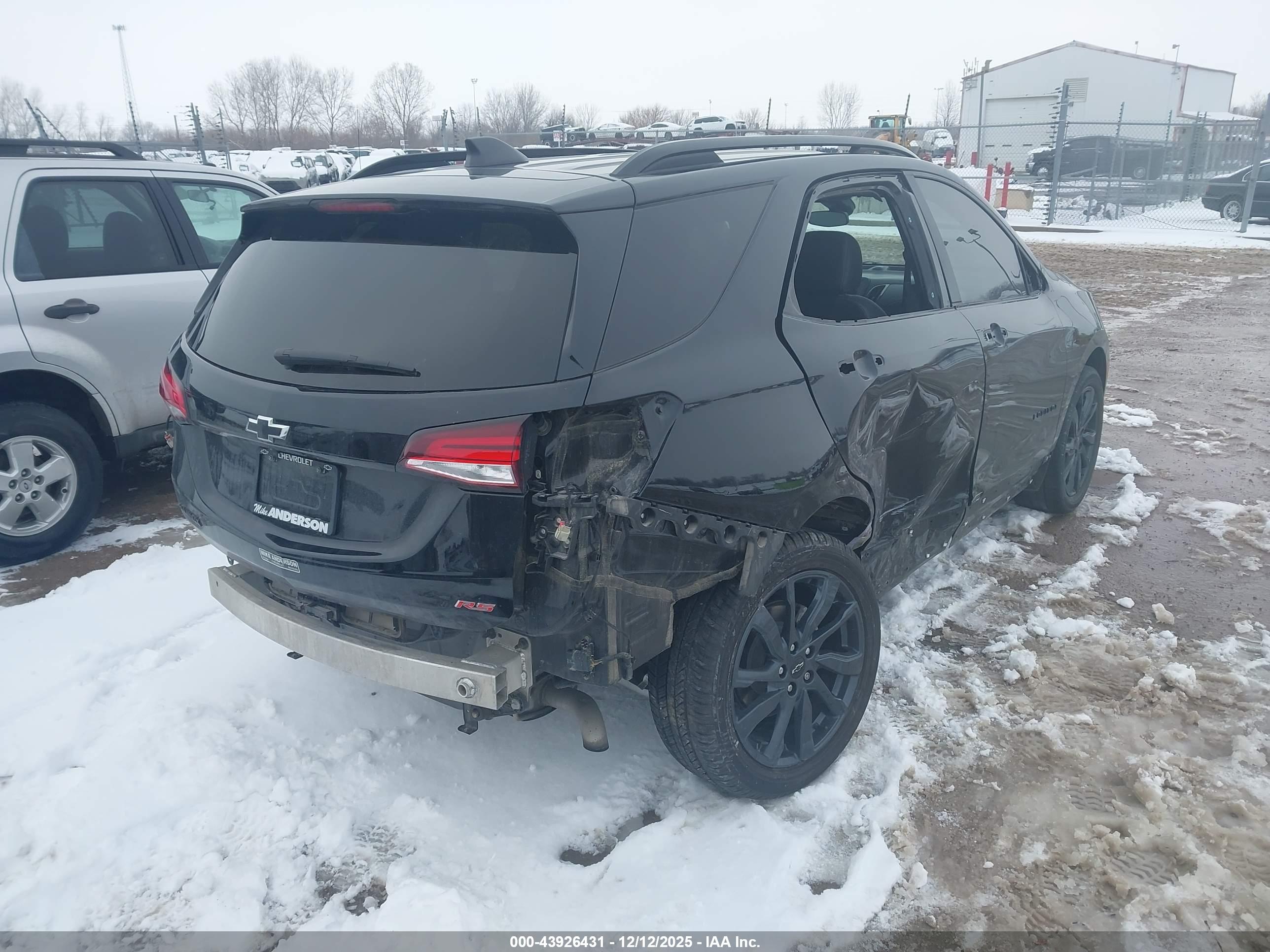 CHEVROLET EQUINOX image 4