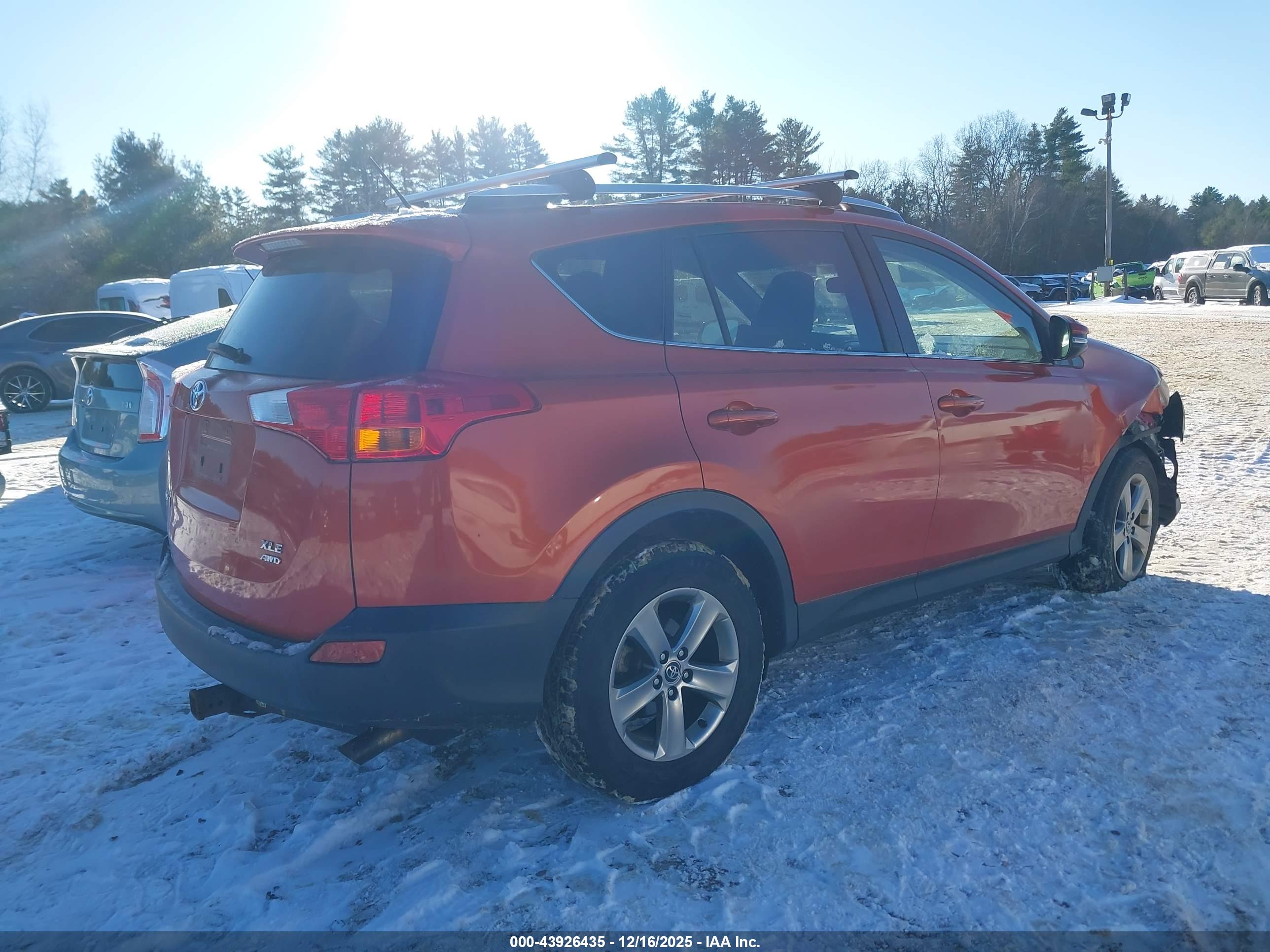 TOYOTA RAV4 image 4
