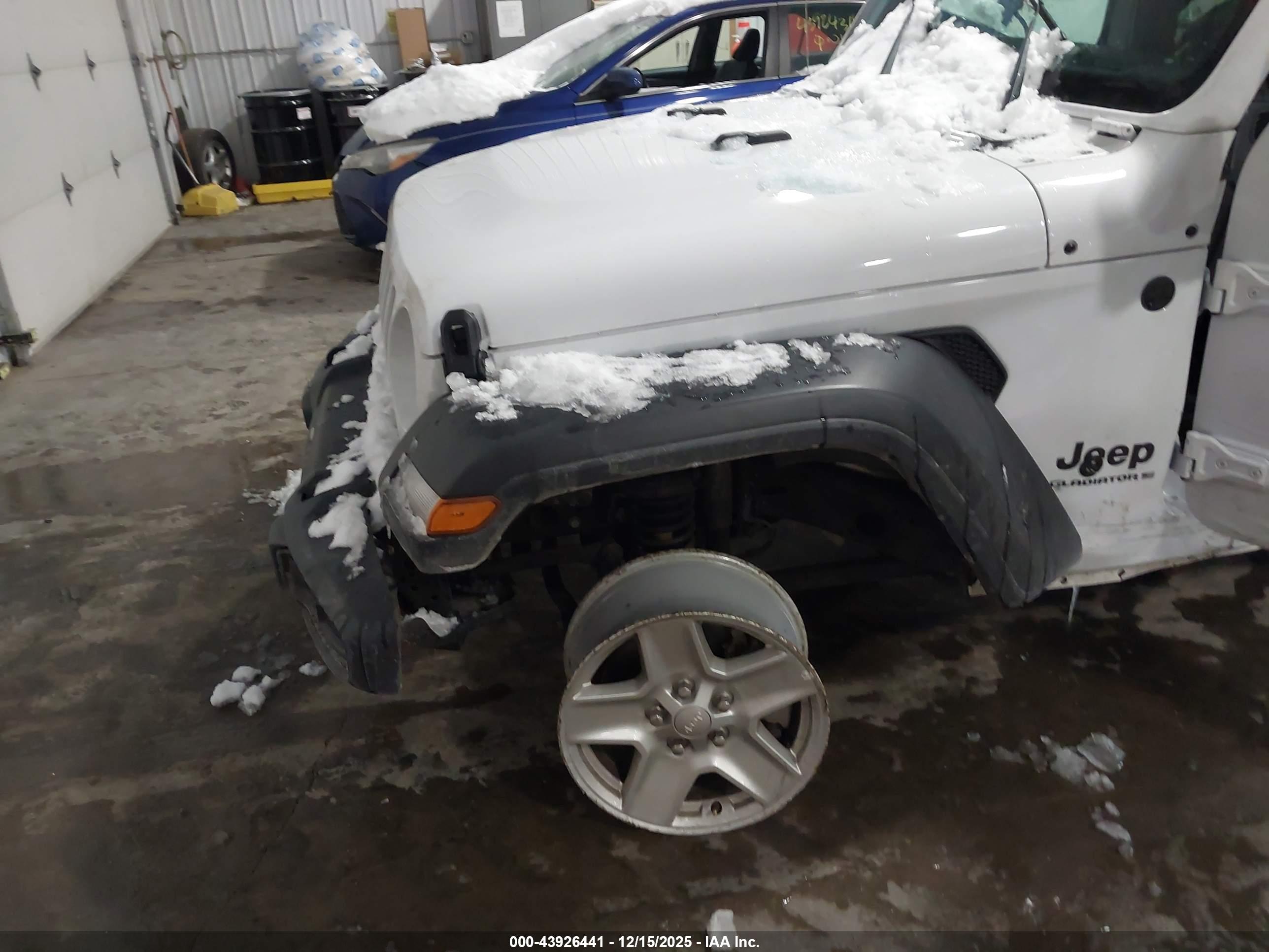JEEP GLADIATOR image 6